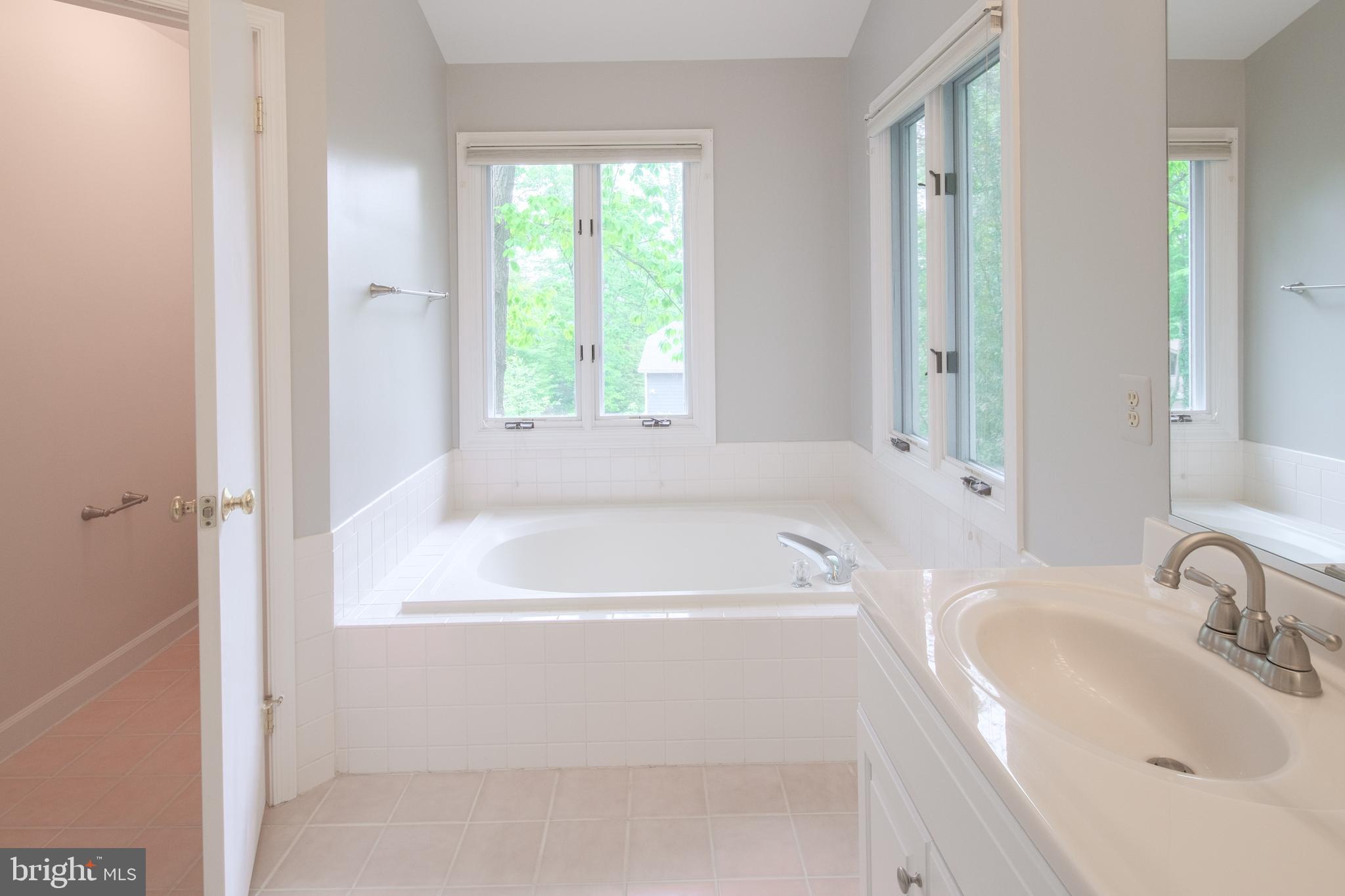 FRANKLIN FARM - Residential