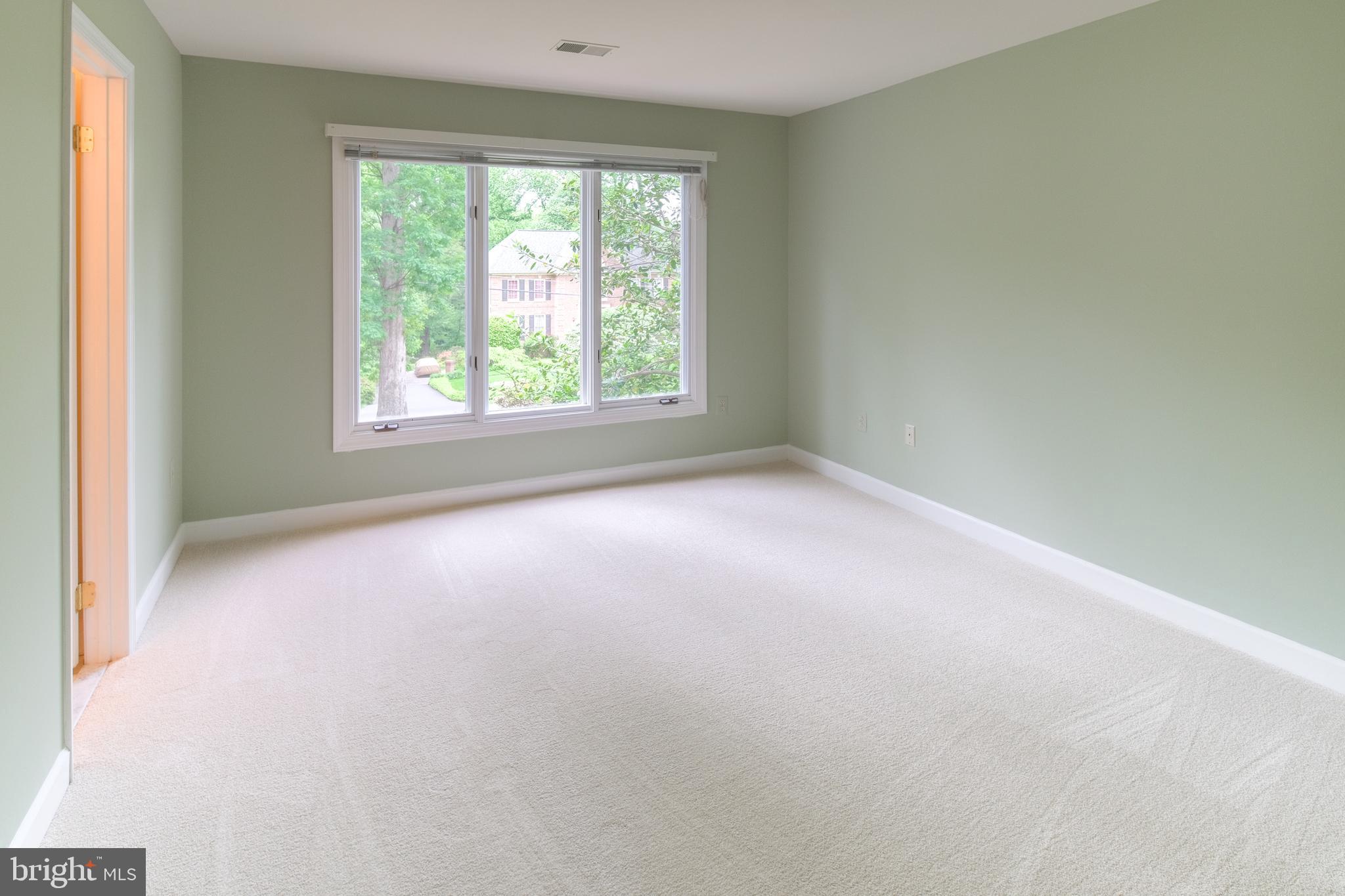 FRANKLIN FARM - Residential