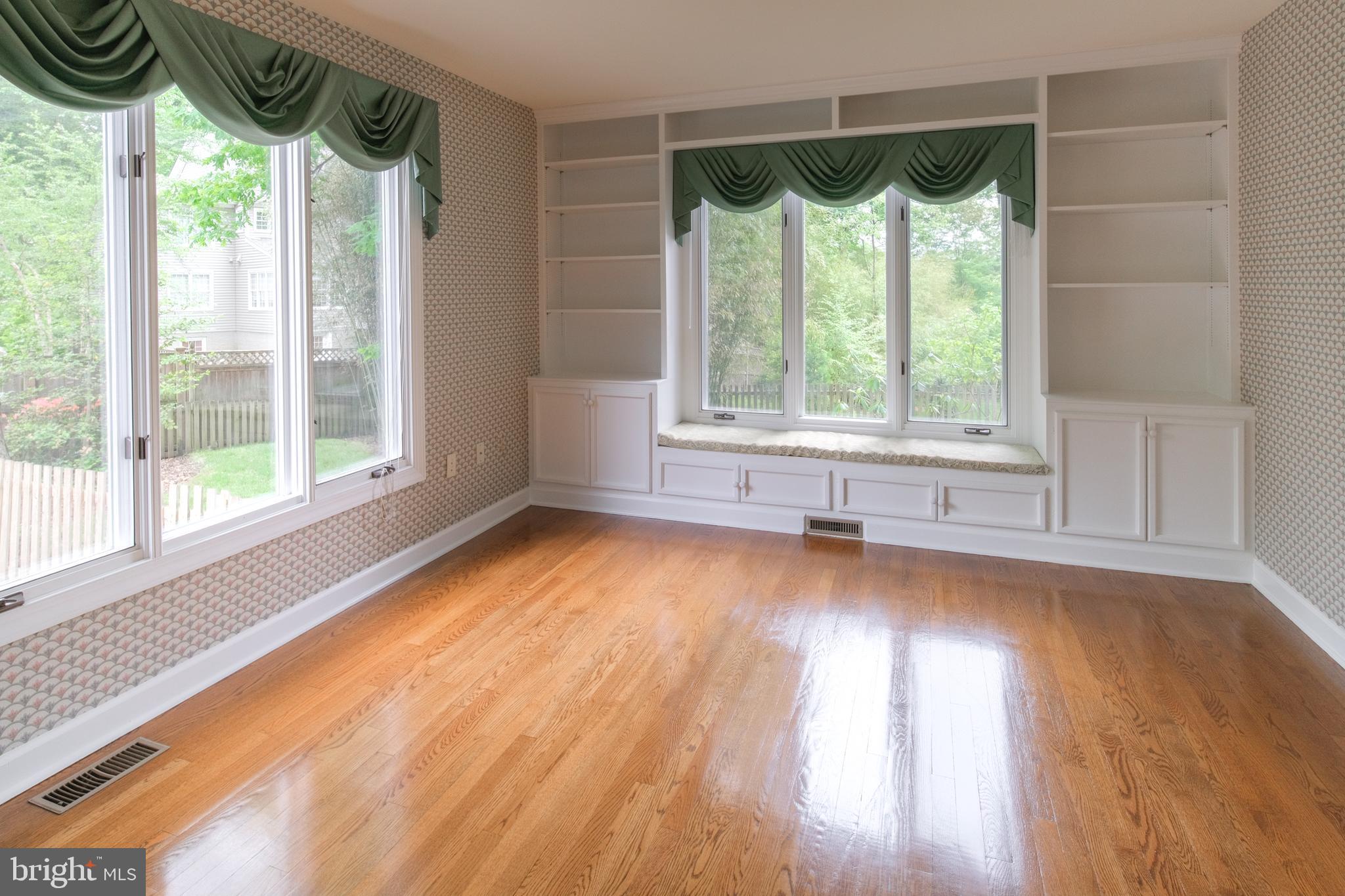 FRANKLIN FARM - Residential