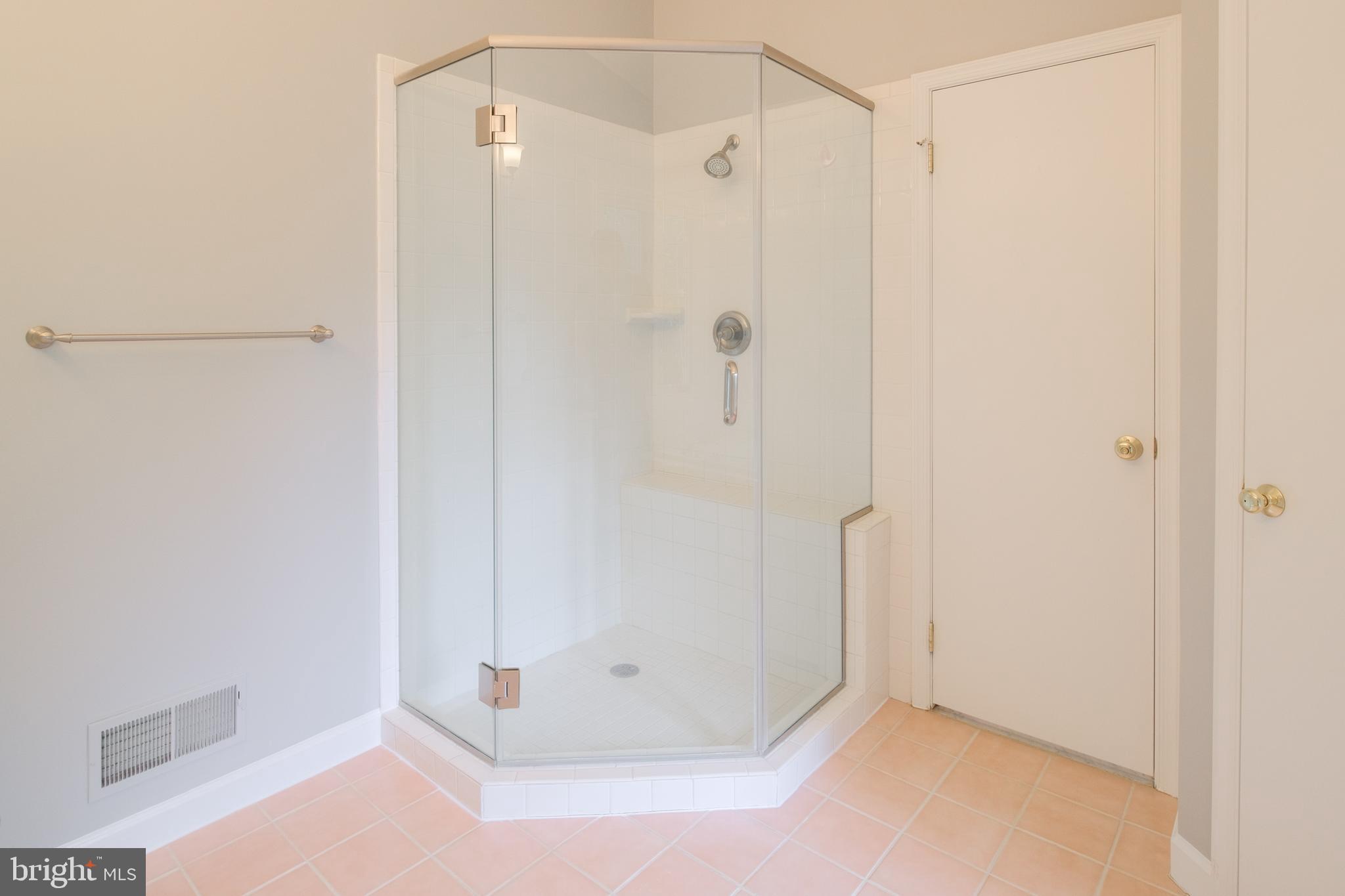 FRANKLIN FARM - Residential