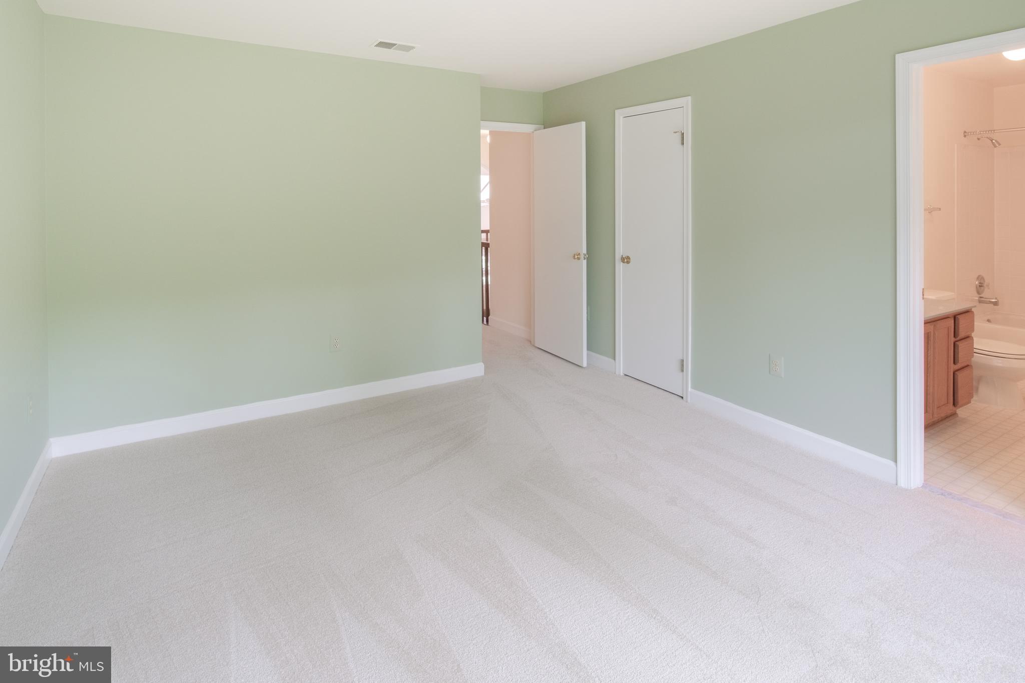 FRANKLIN FARM - Residential