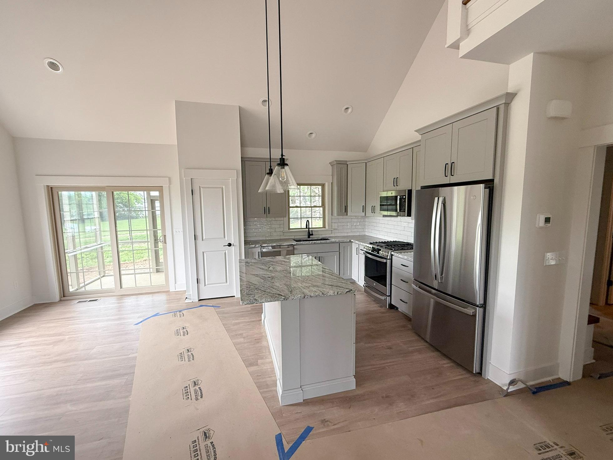 226 PARKSIDE PLACE LOT #23