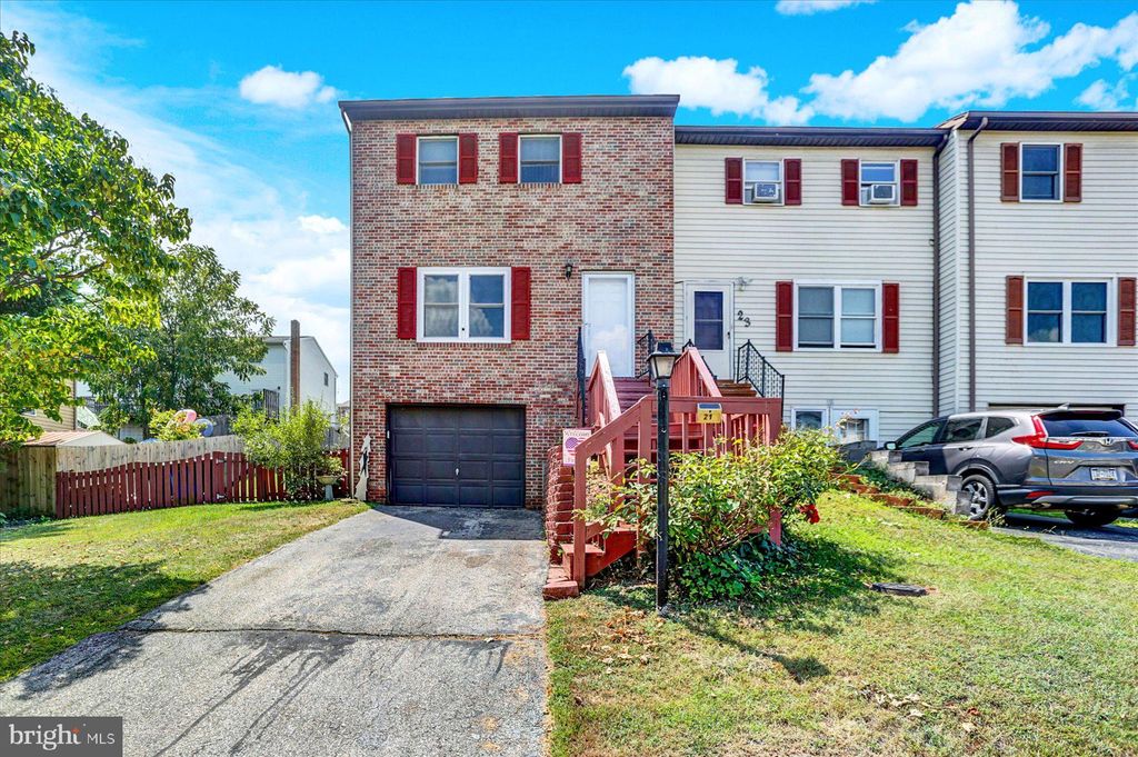 Photo of 21 N Conley Lane, ETTERS, PA 17319 (MLS # PAYK2088272)