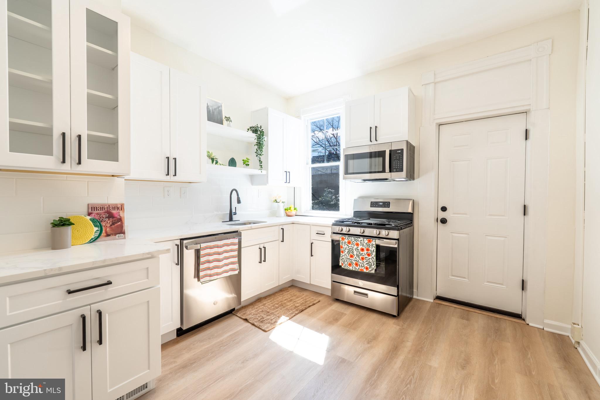 WAVERLY - Residential