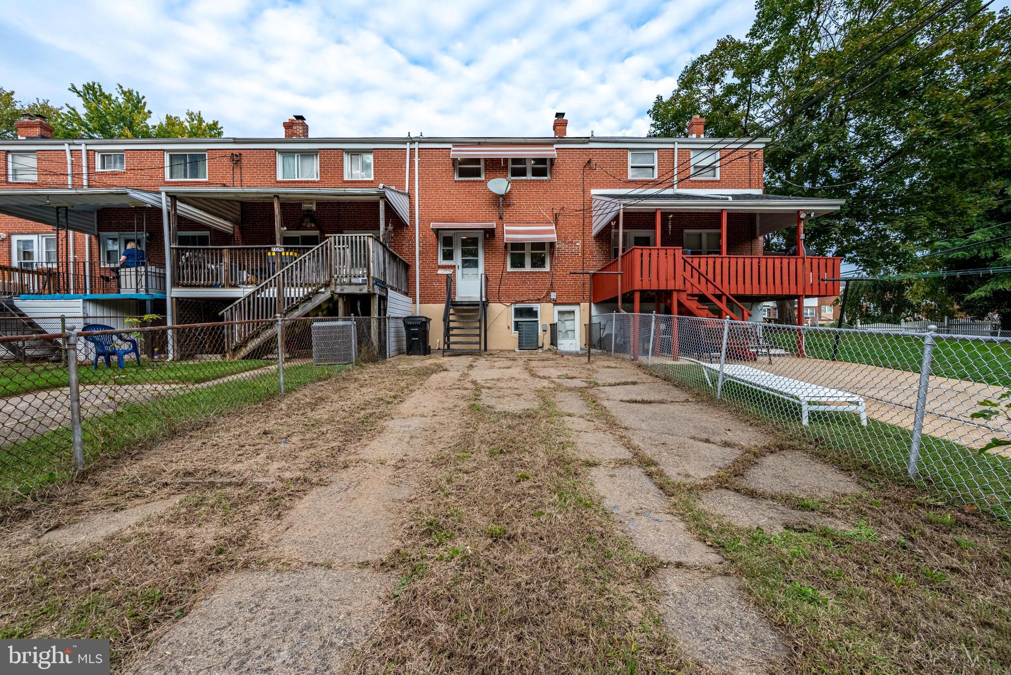 CHARLESMONT - Residential