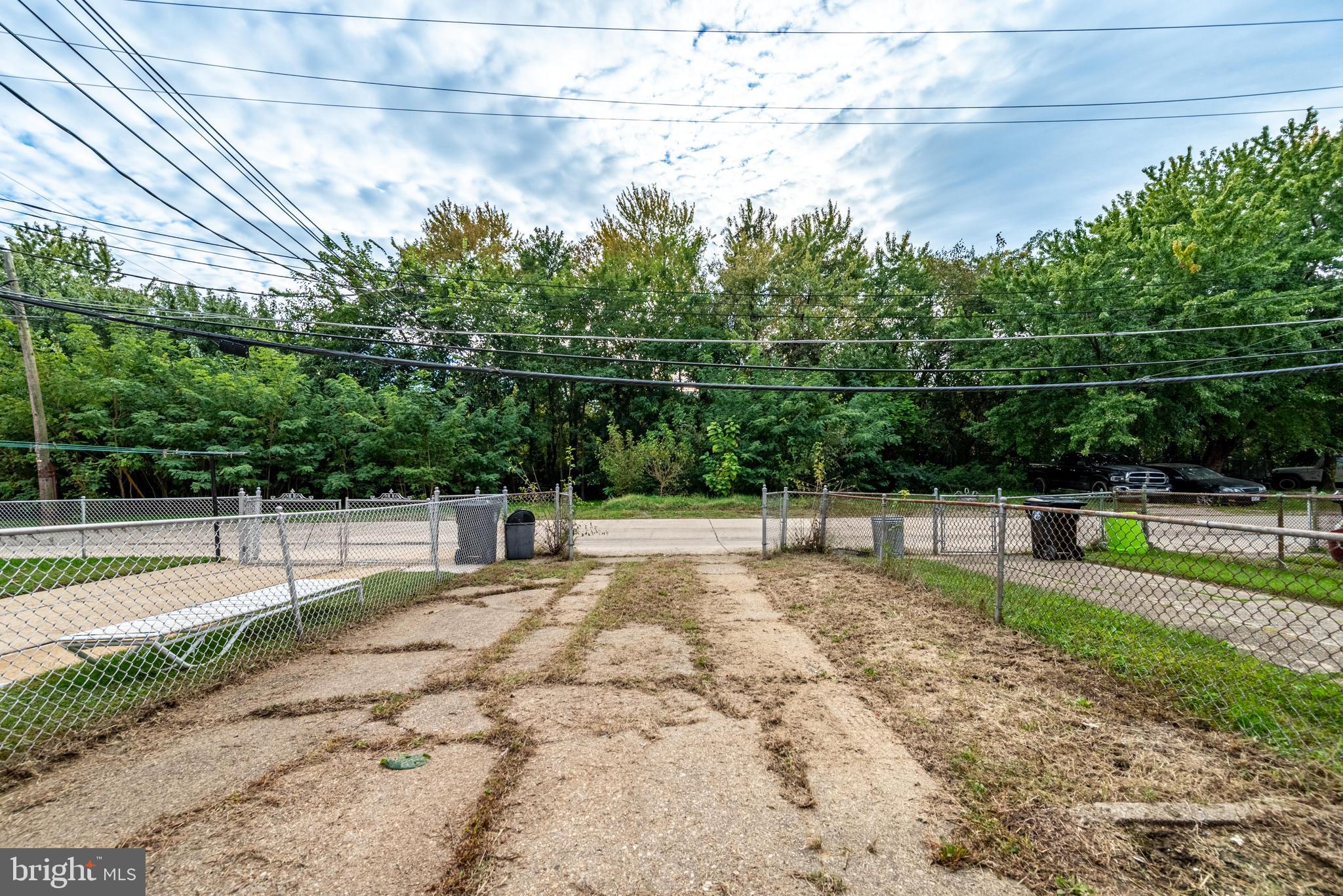 CHARLESMONT - Residential