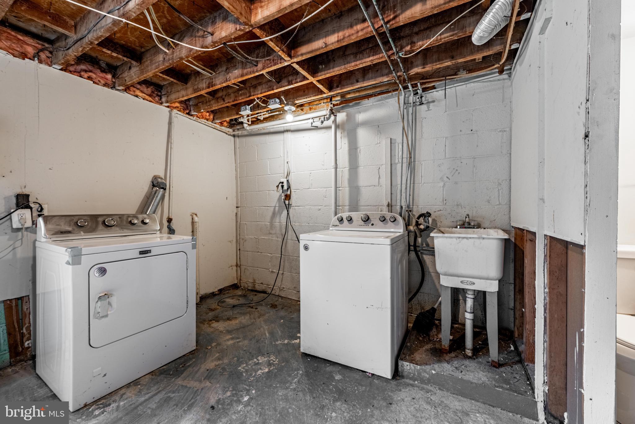 CHARLESMONT - Residential