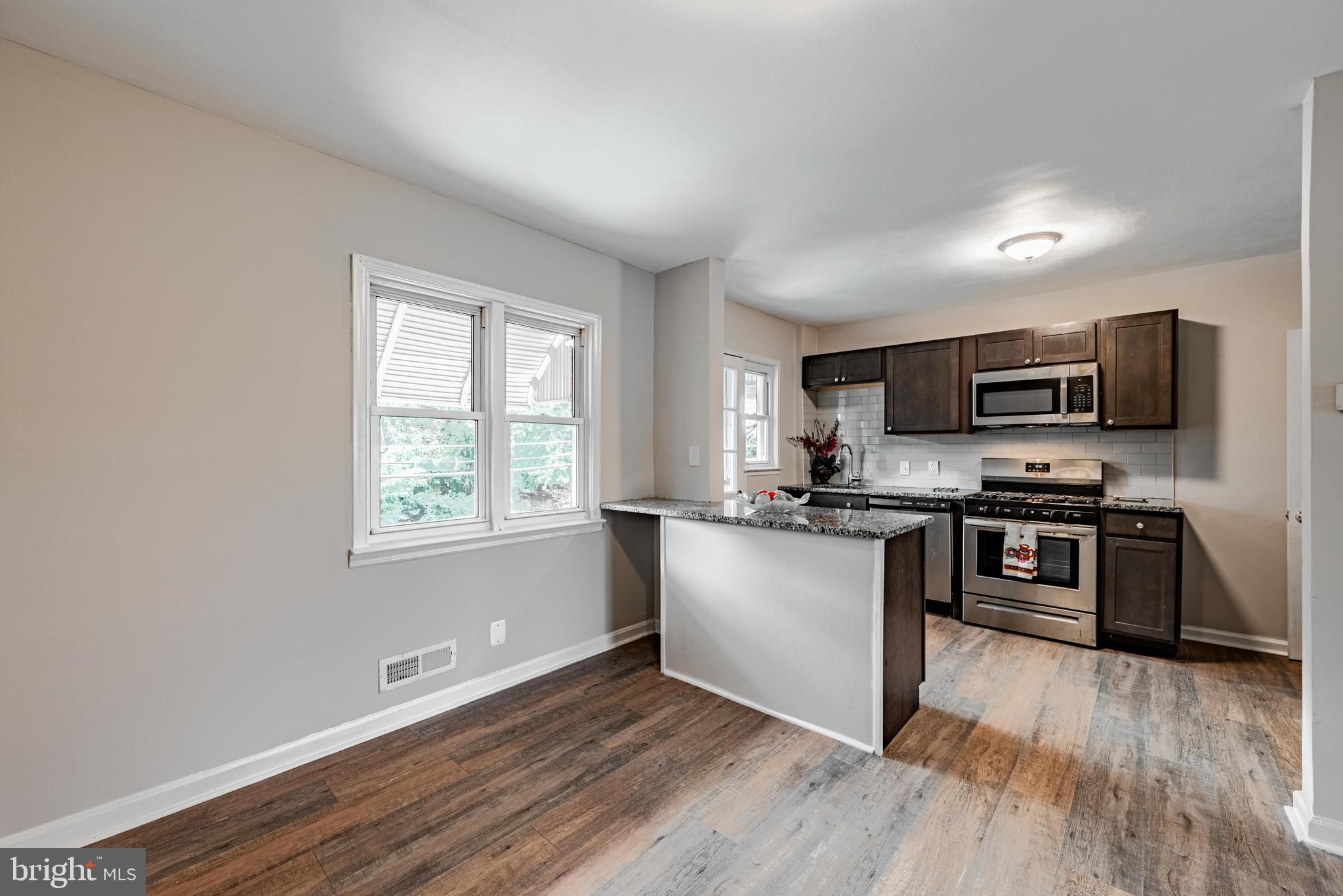 CHARLESMONT - Residential