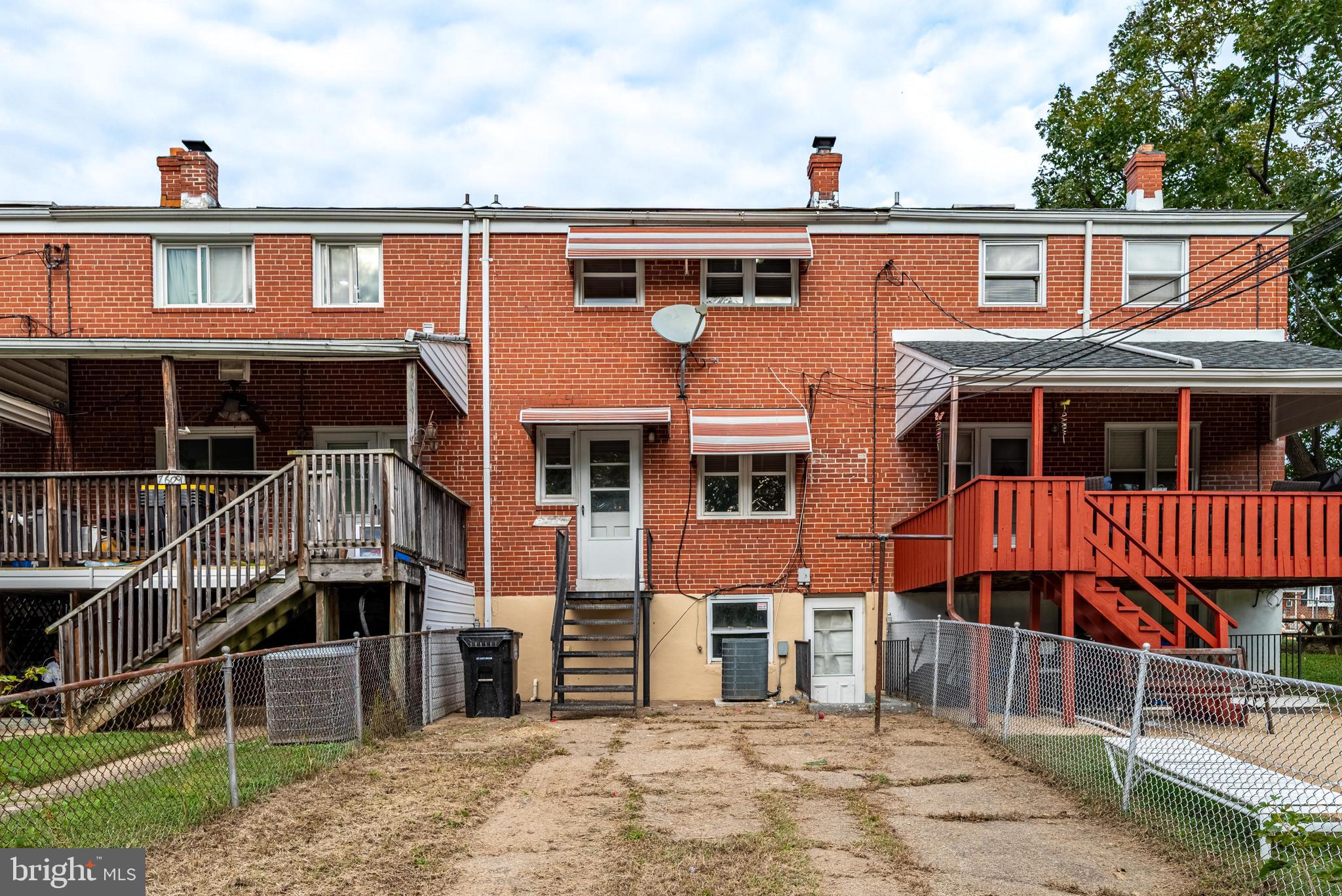 CHARLESMONT - Residential