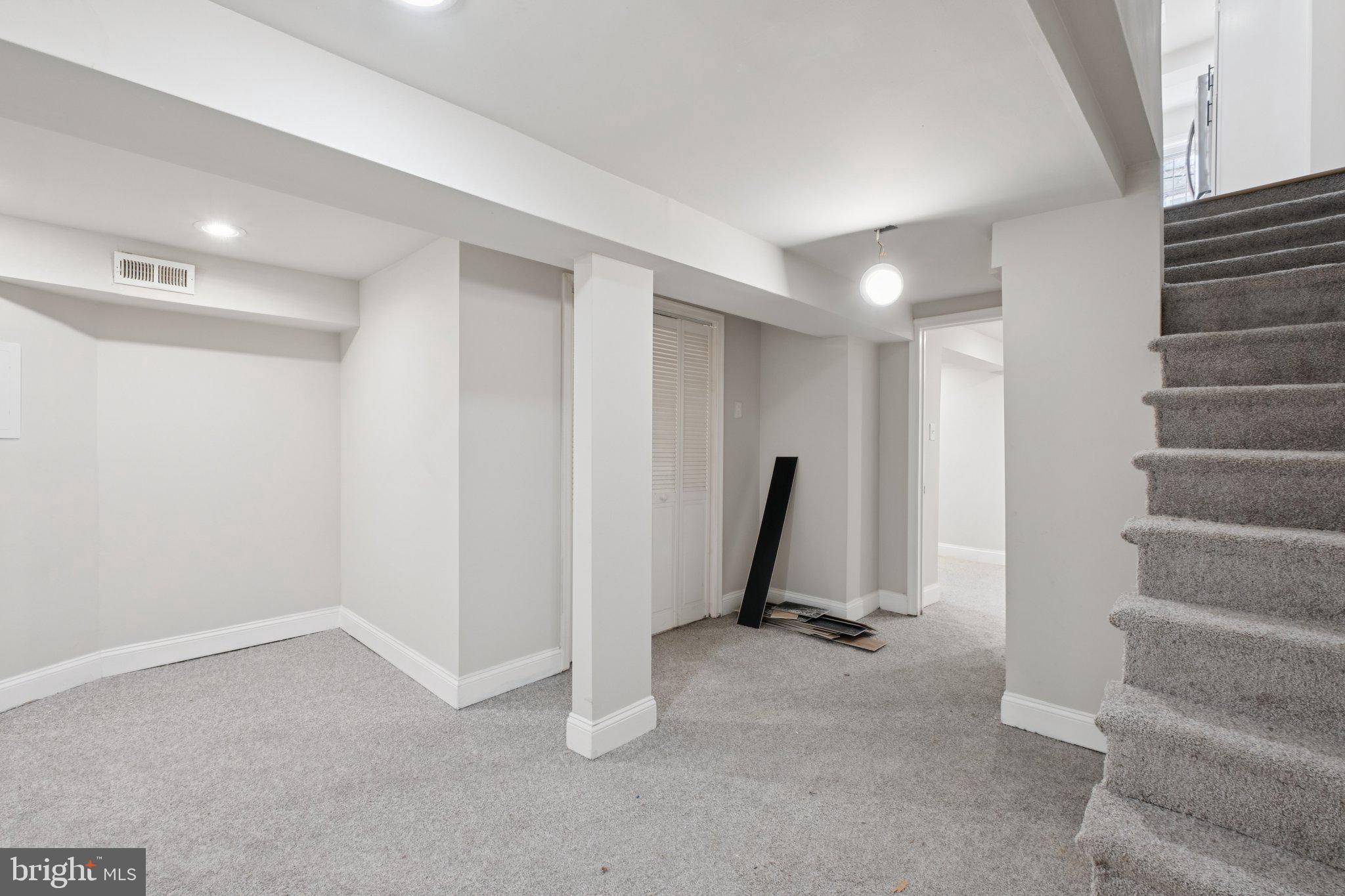 PHILADELPHIA (SOUTHWEST) - Residential