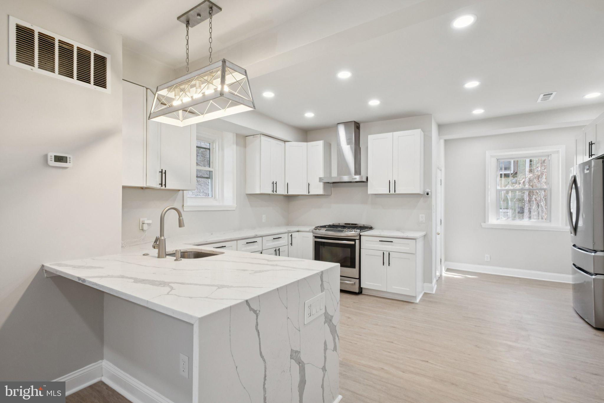 PHILADELPHIA (SOUTHWEST) - Residential