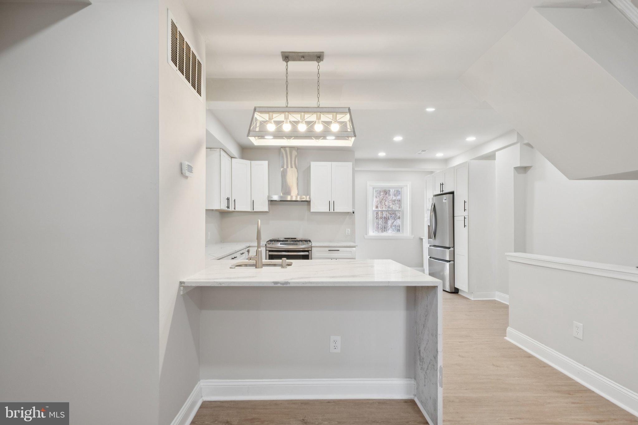 PHILADELPHIA (SOUTHWEST) - Residential