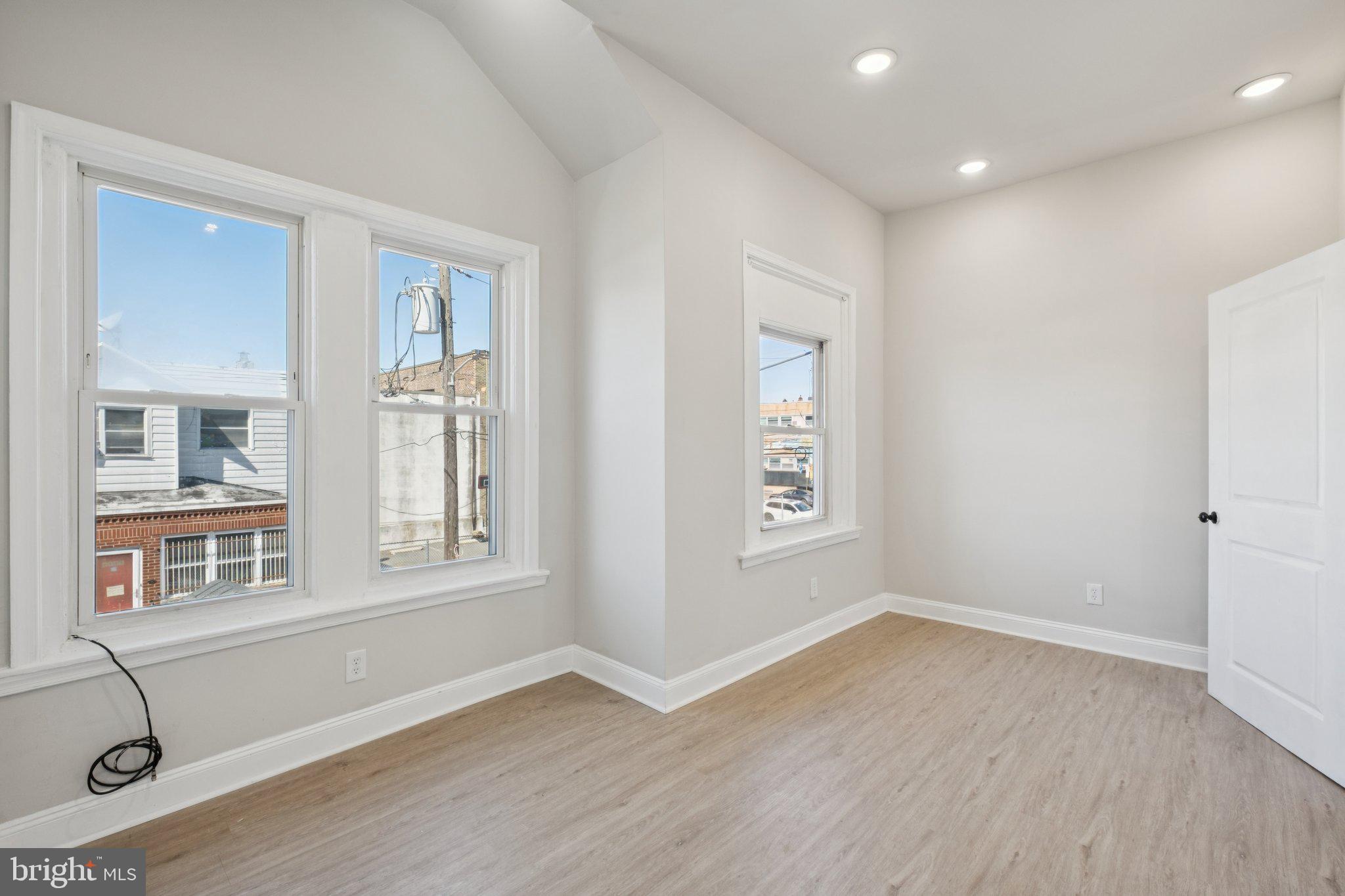 PHILADELPHIA (SOUTHWEST) - Residential