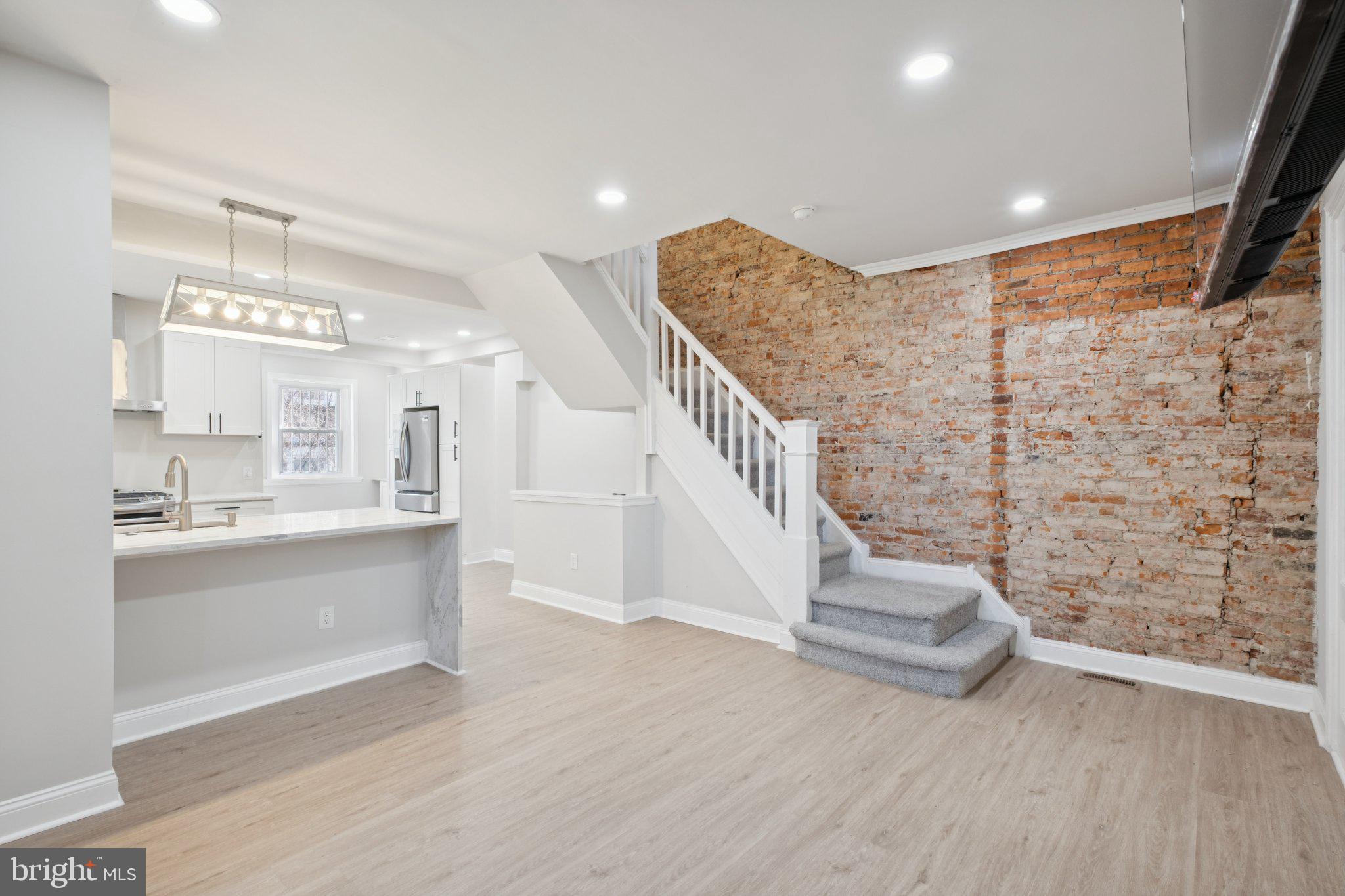 PHILADELPHIA (SOUTHWEST) - Residential