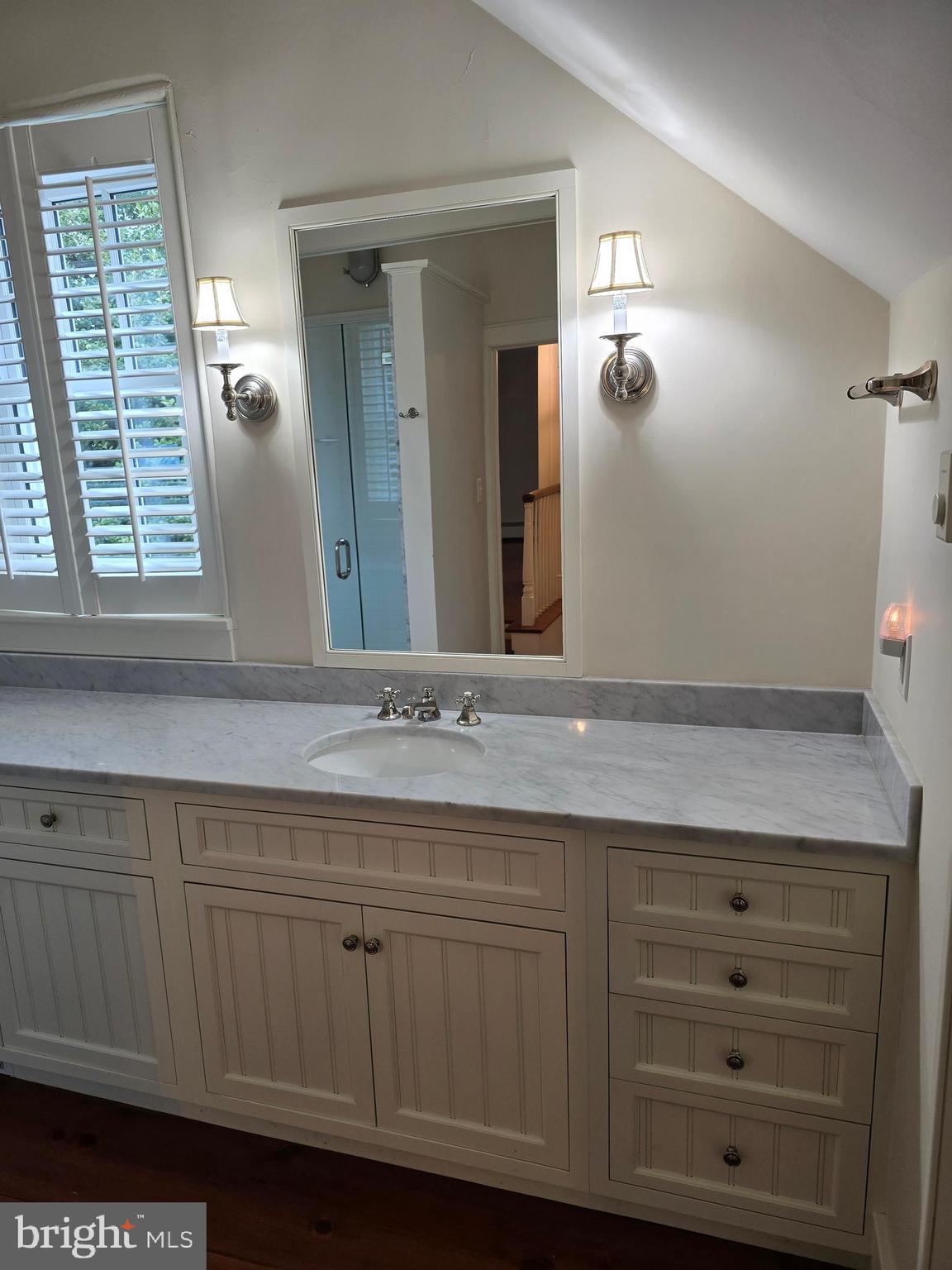 000 - Residential Lease