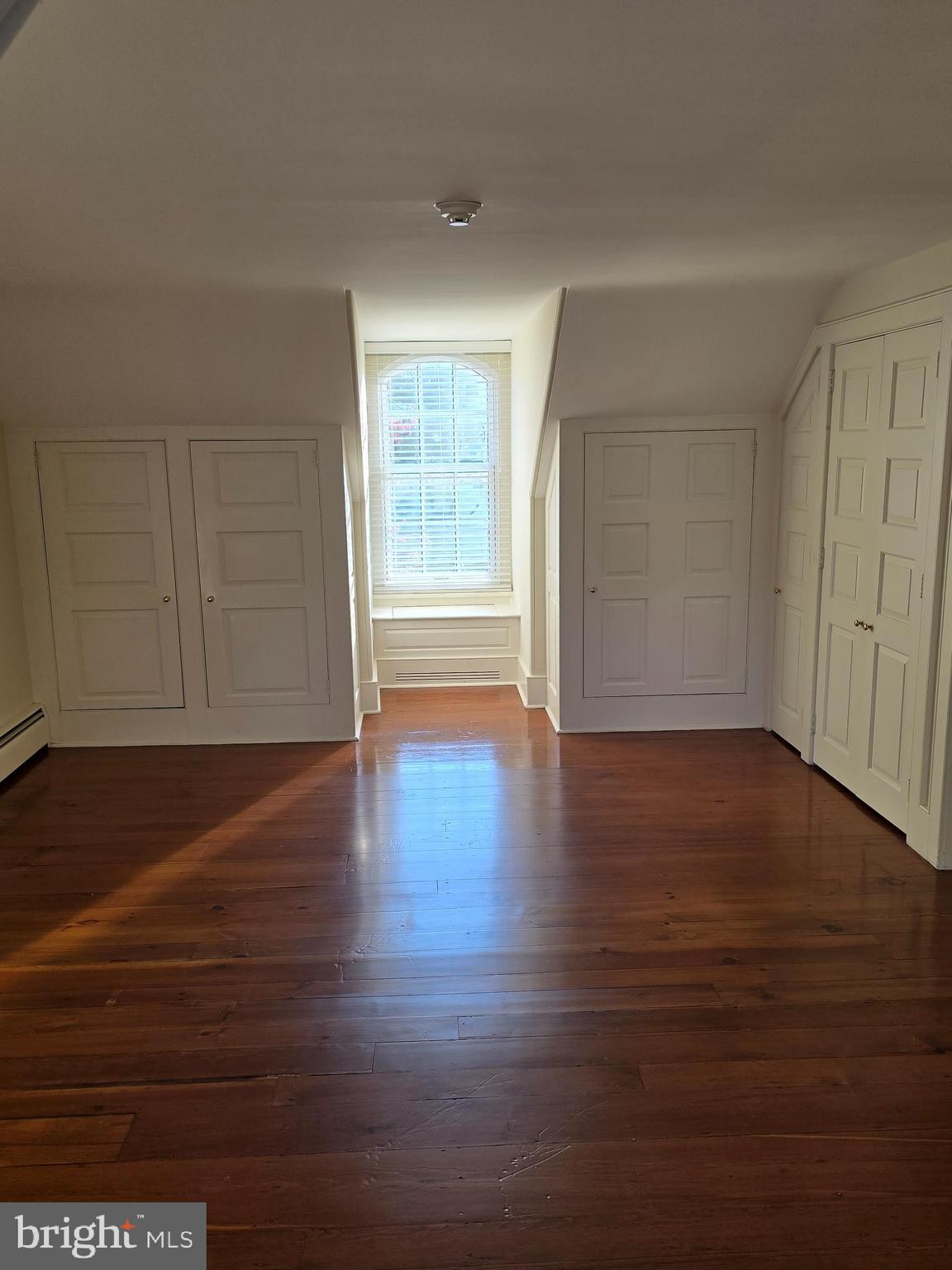 000 - Residential Lease