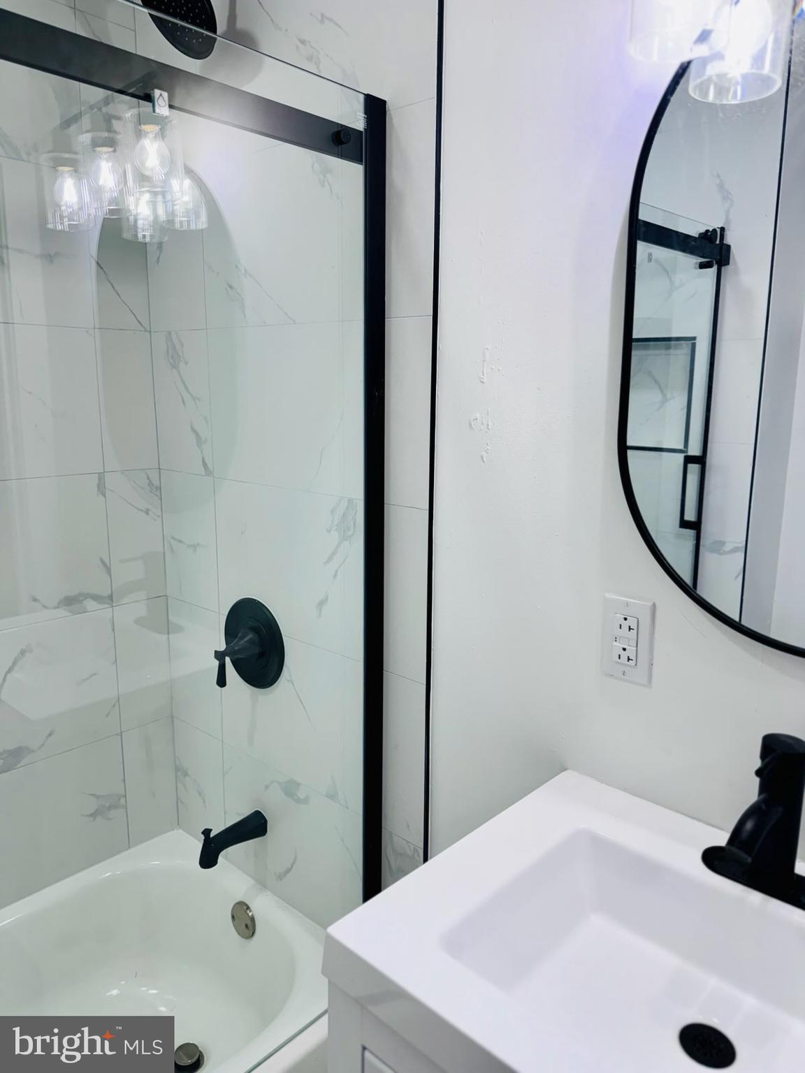 STRAWBERRY MANSION - Residential