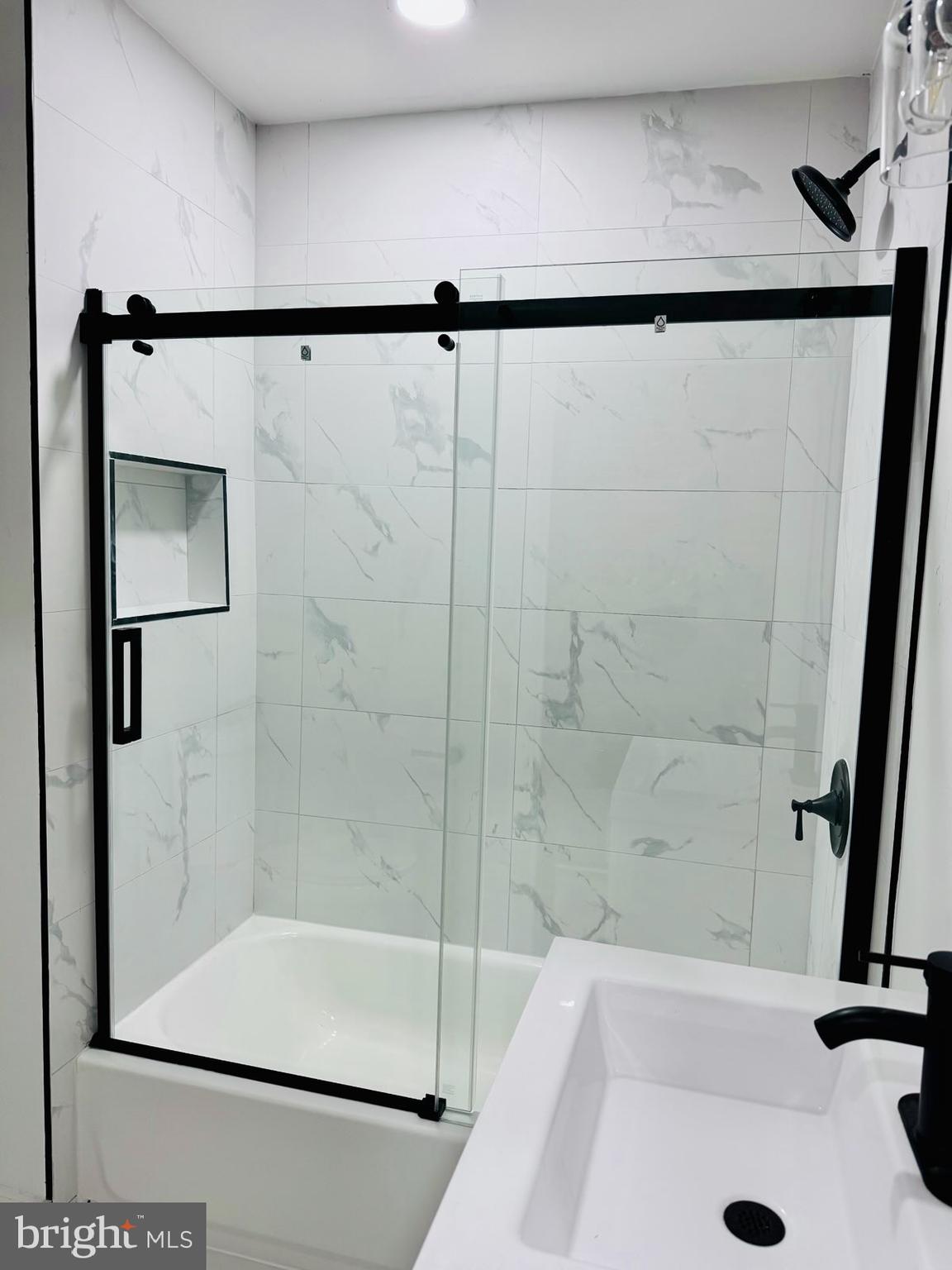 STRAWBERRY MANSION - Residential