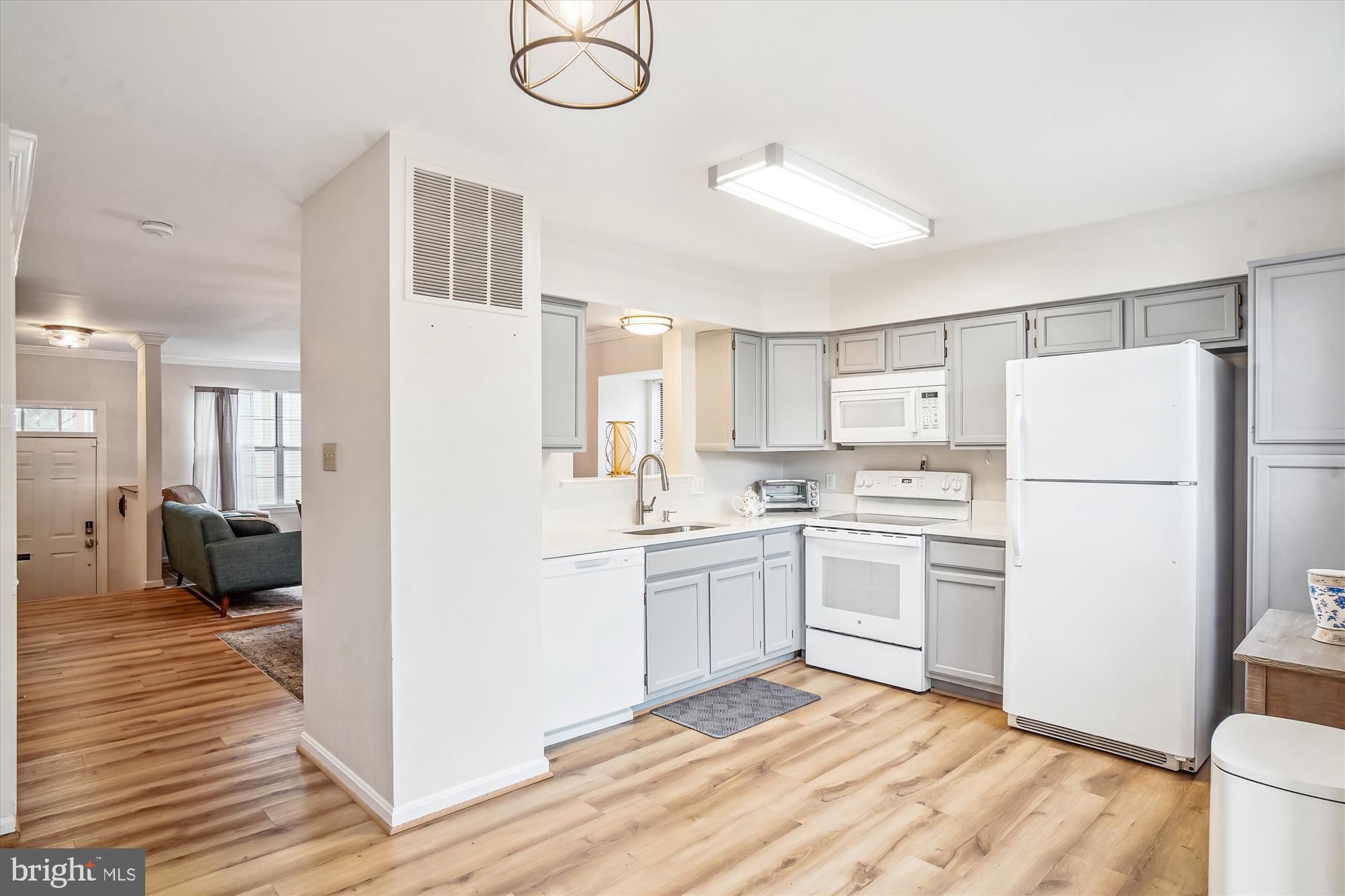 FAIR HILL - Residential