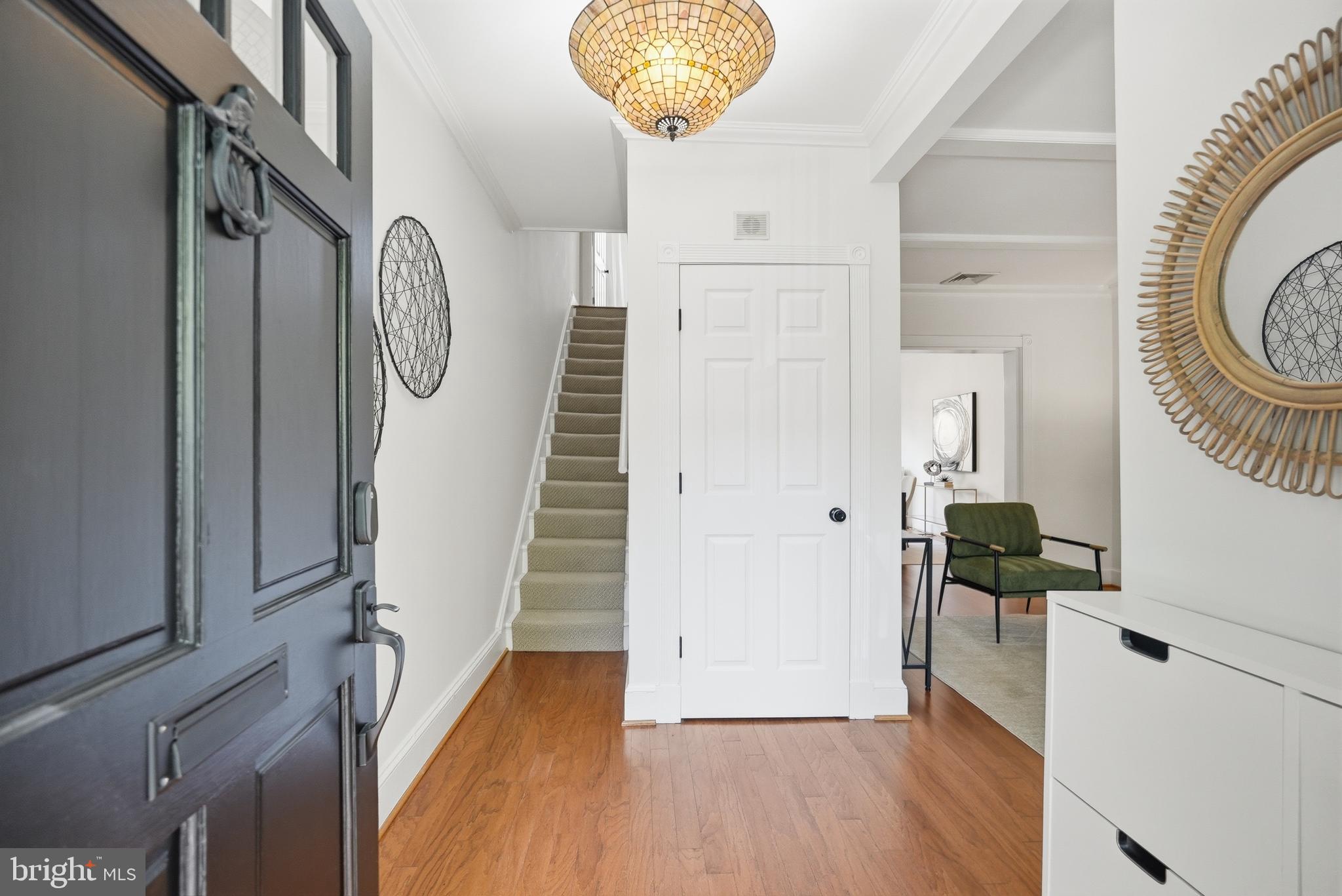 2129 NEWPORT PLACE NW