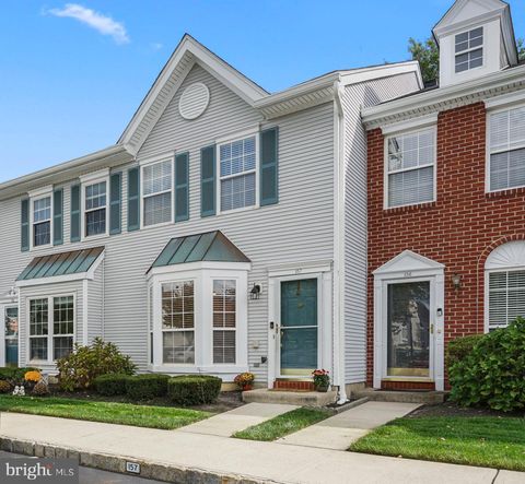 Photo of 157 Setter Place, FREEHOLD, NJ 07728 (MLS # NJMM2004126)