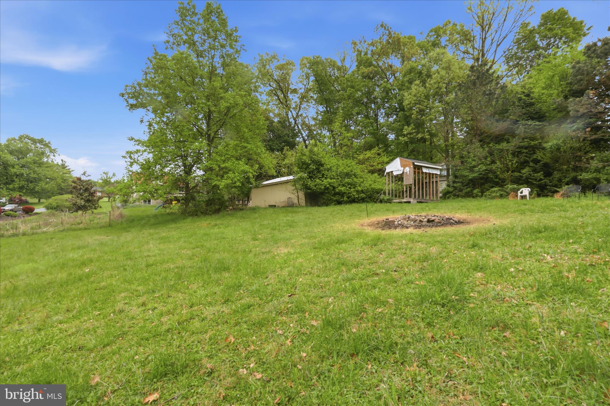 WISPERREN OAKS - Residential