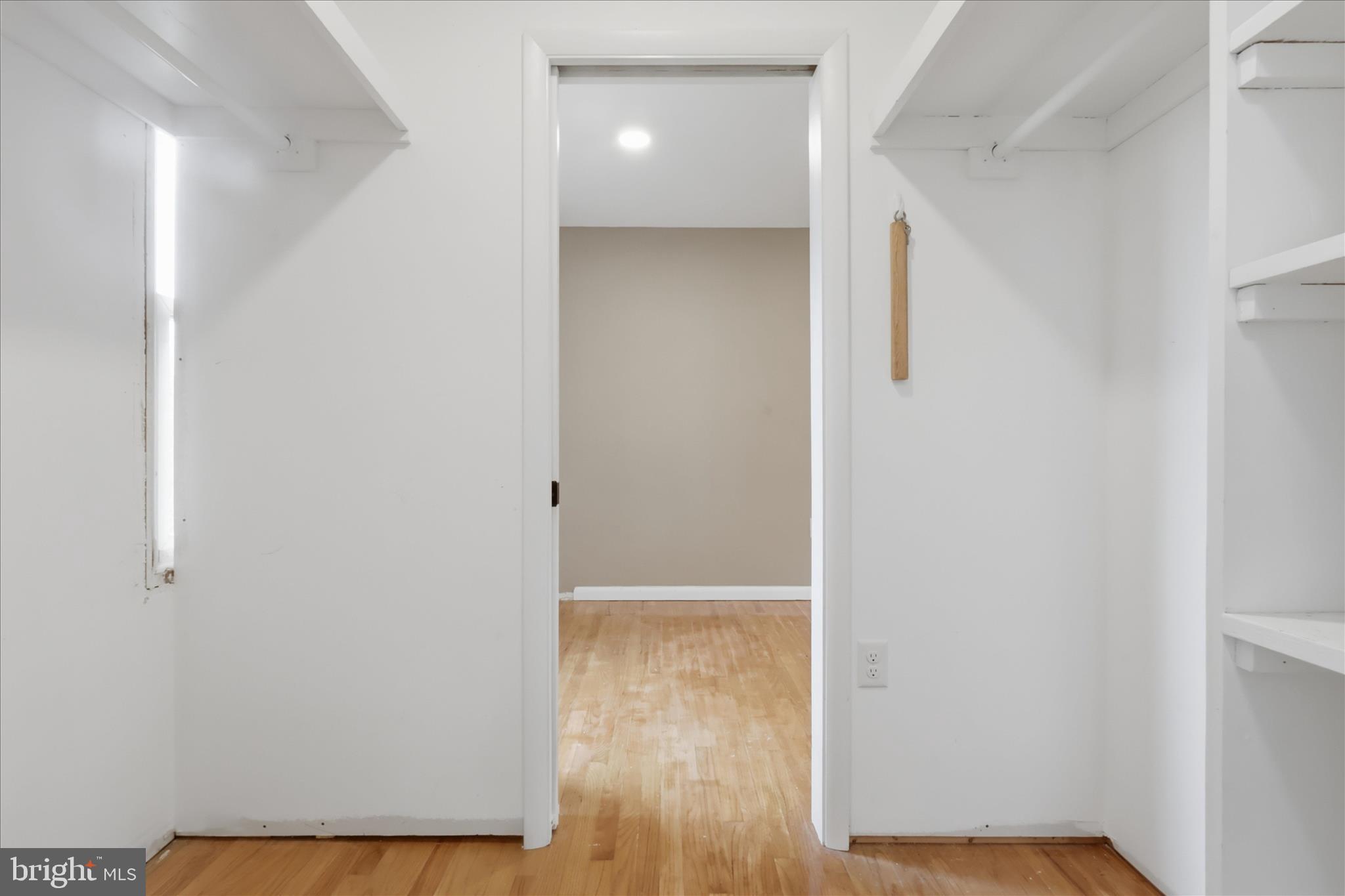 WISPERREN OAKS - Residential