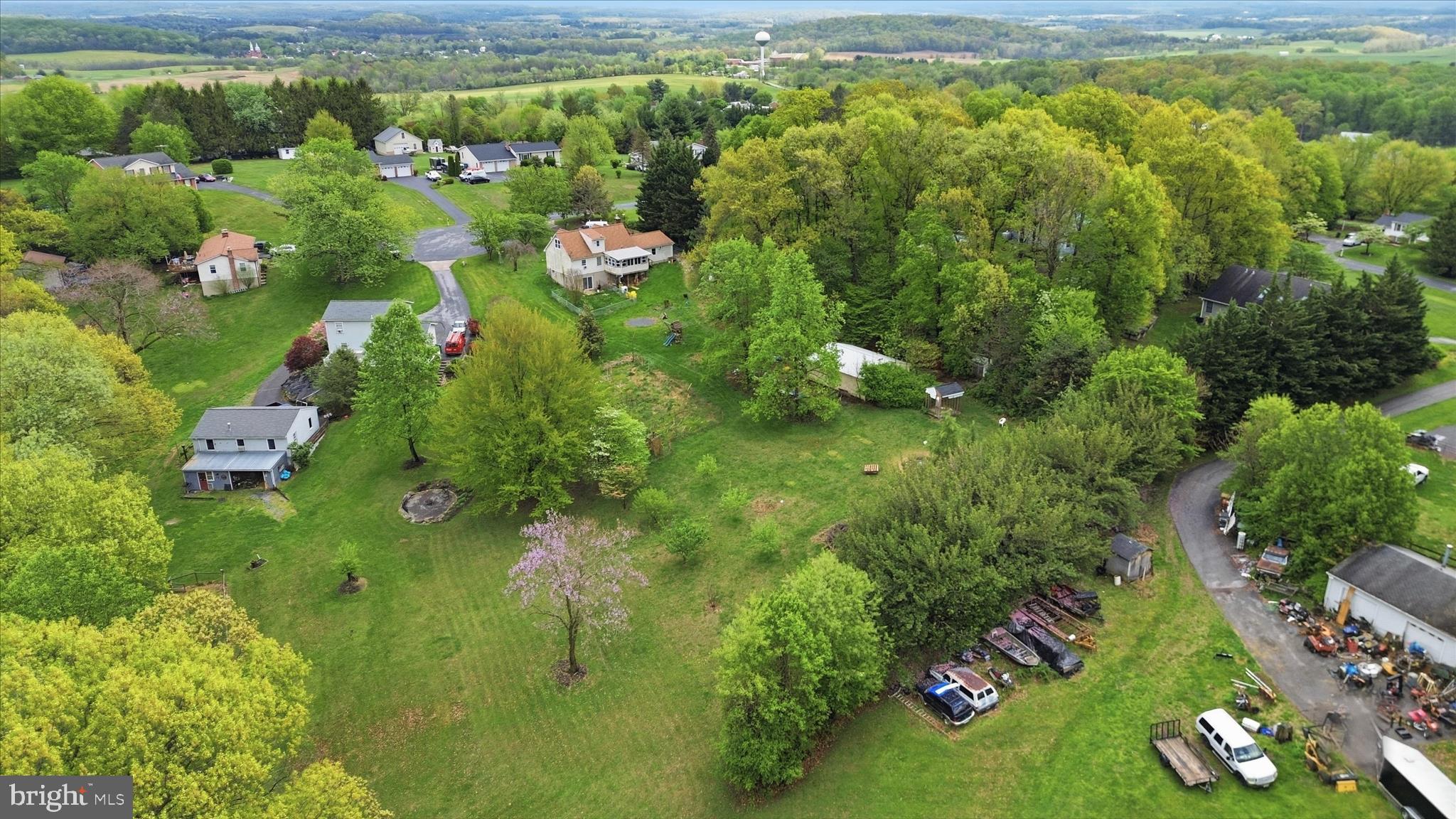 WISPERREN OAKS - Residential