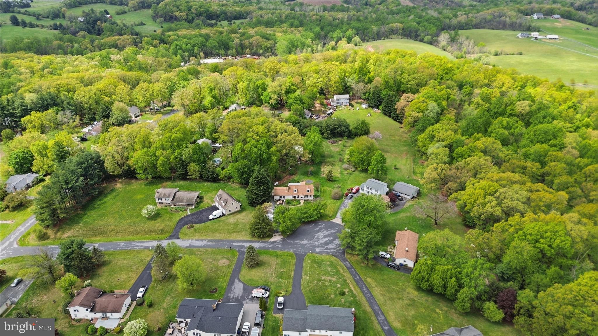WISPERREN OAKS - Residential