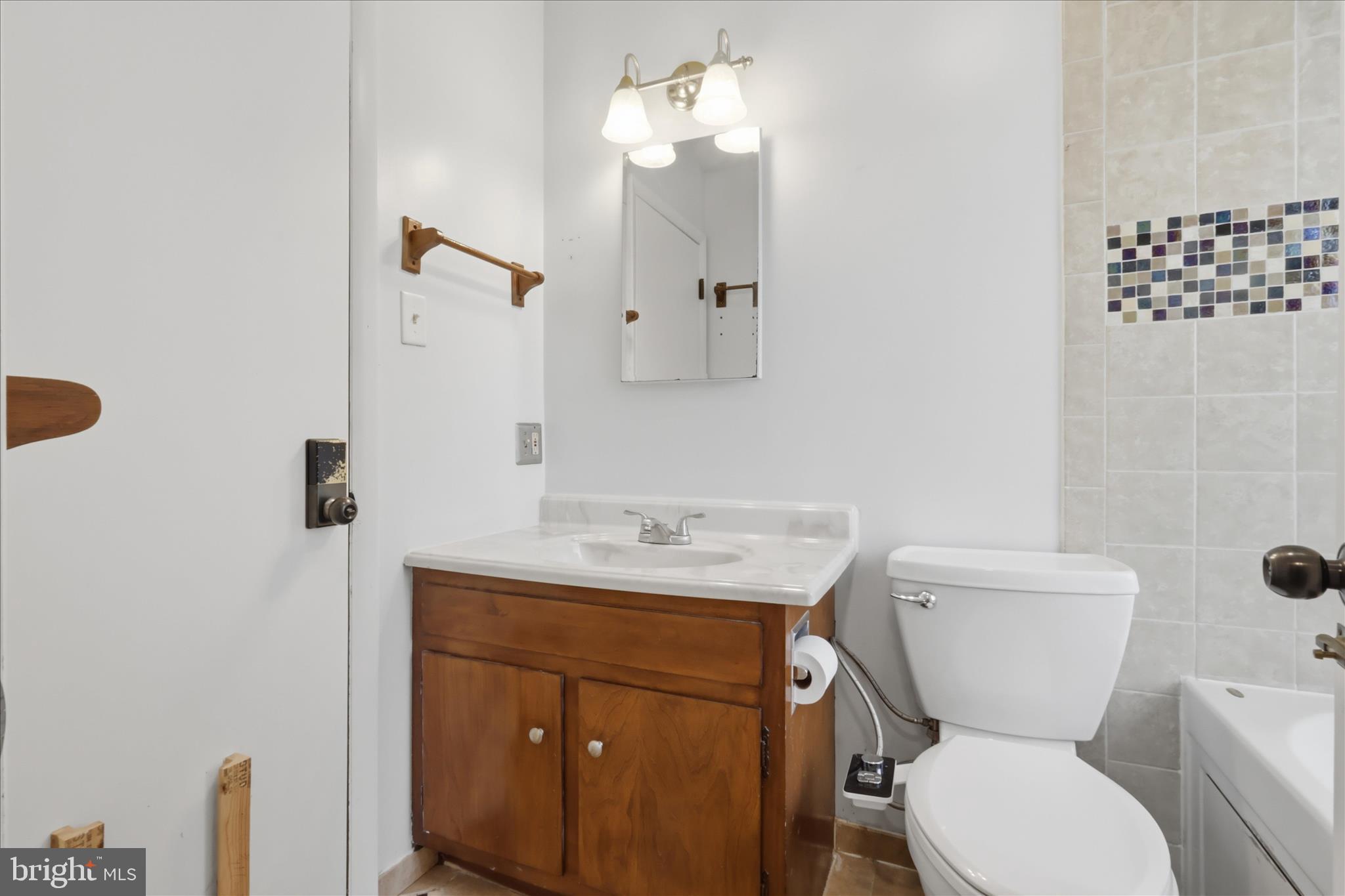 WISPERREN OAKS - Residential