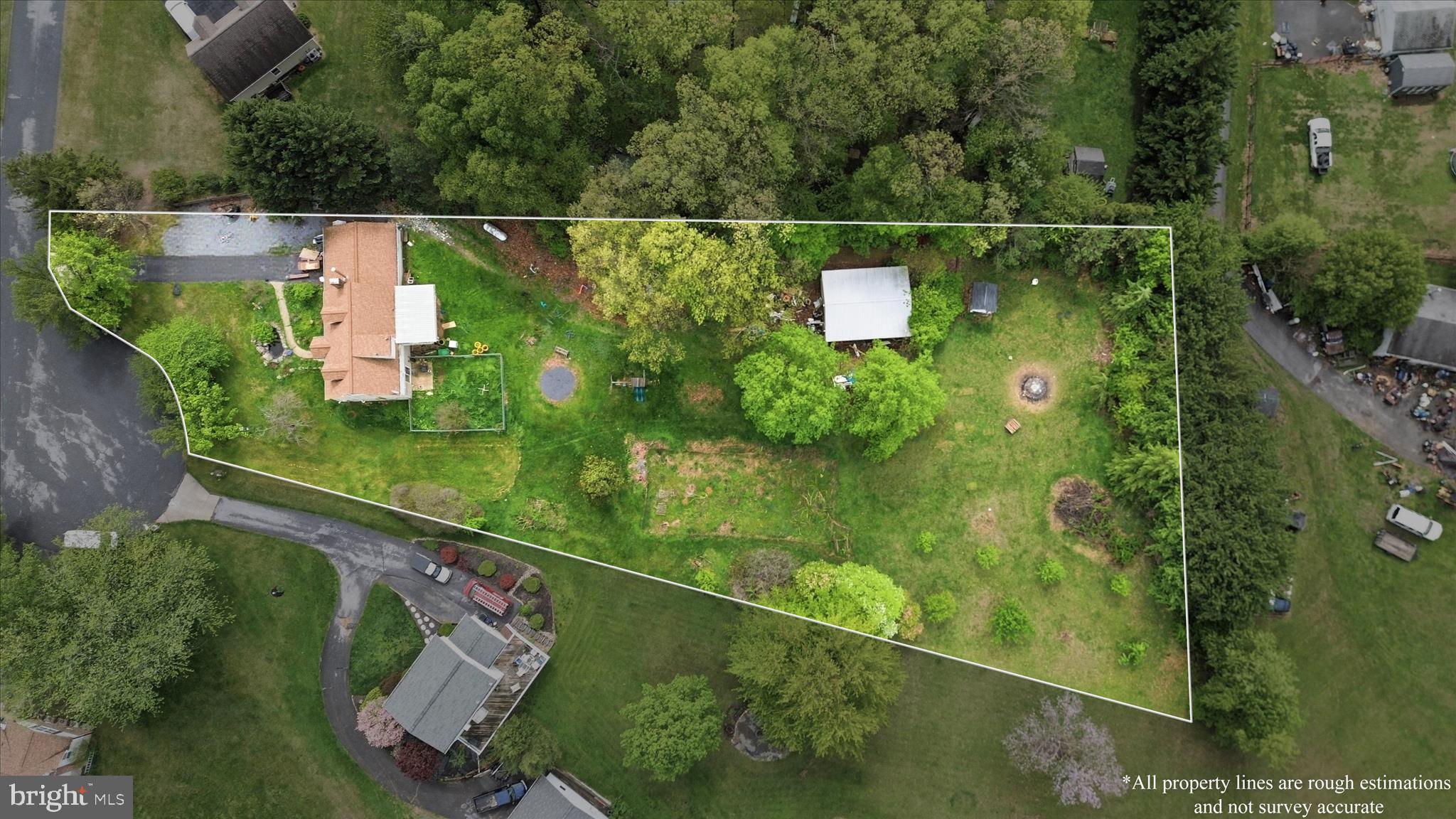 WISPERREN OAKS - Residential