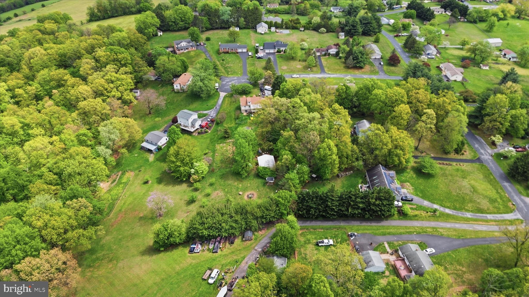 WISPERREN OAKS - Residential