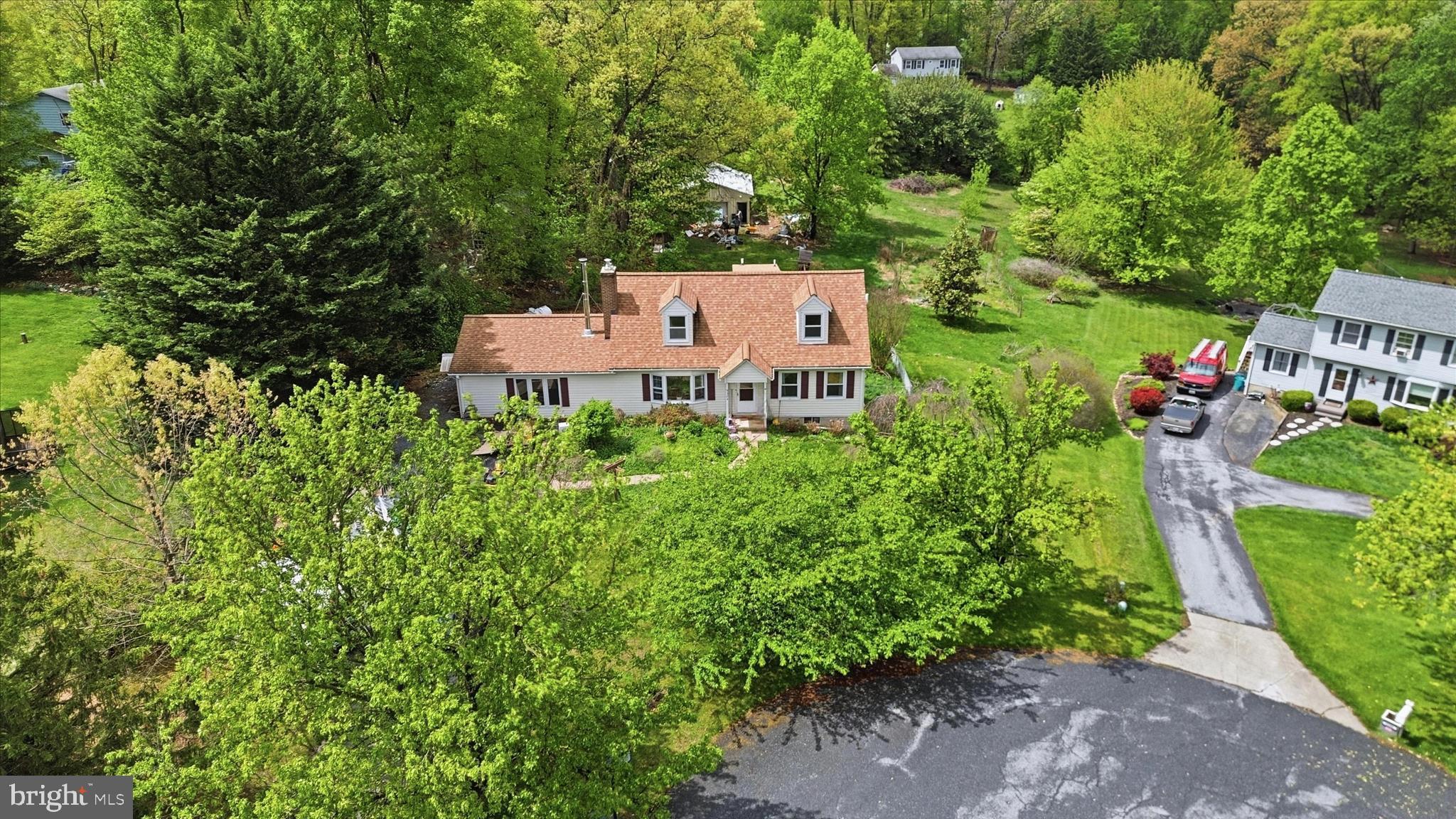 WISPERREN OAKS - Residential