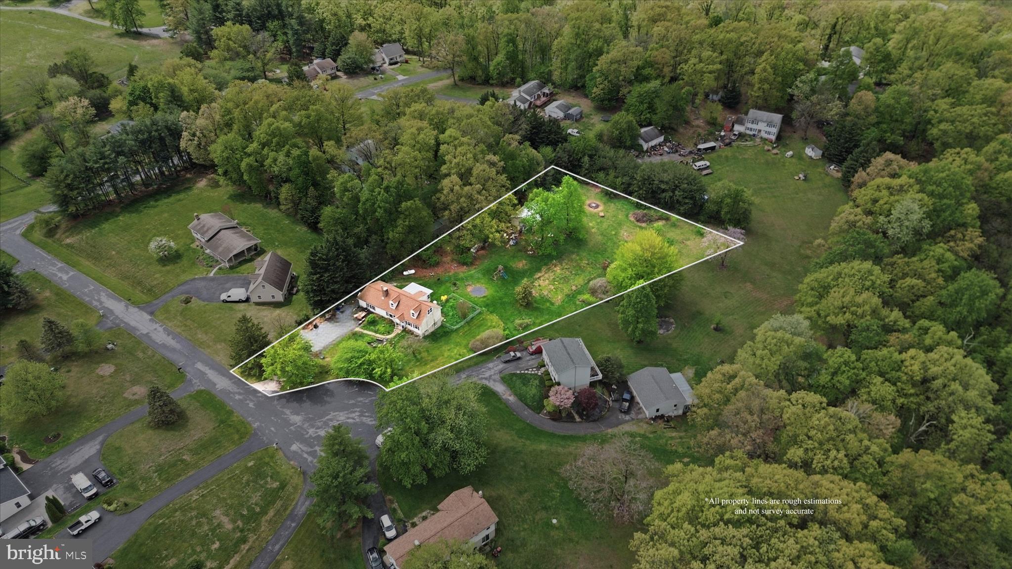 WISPERREN OAKS - Residential