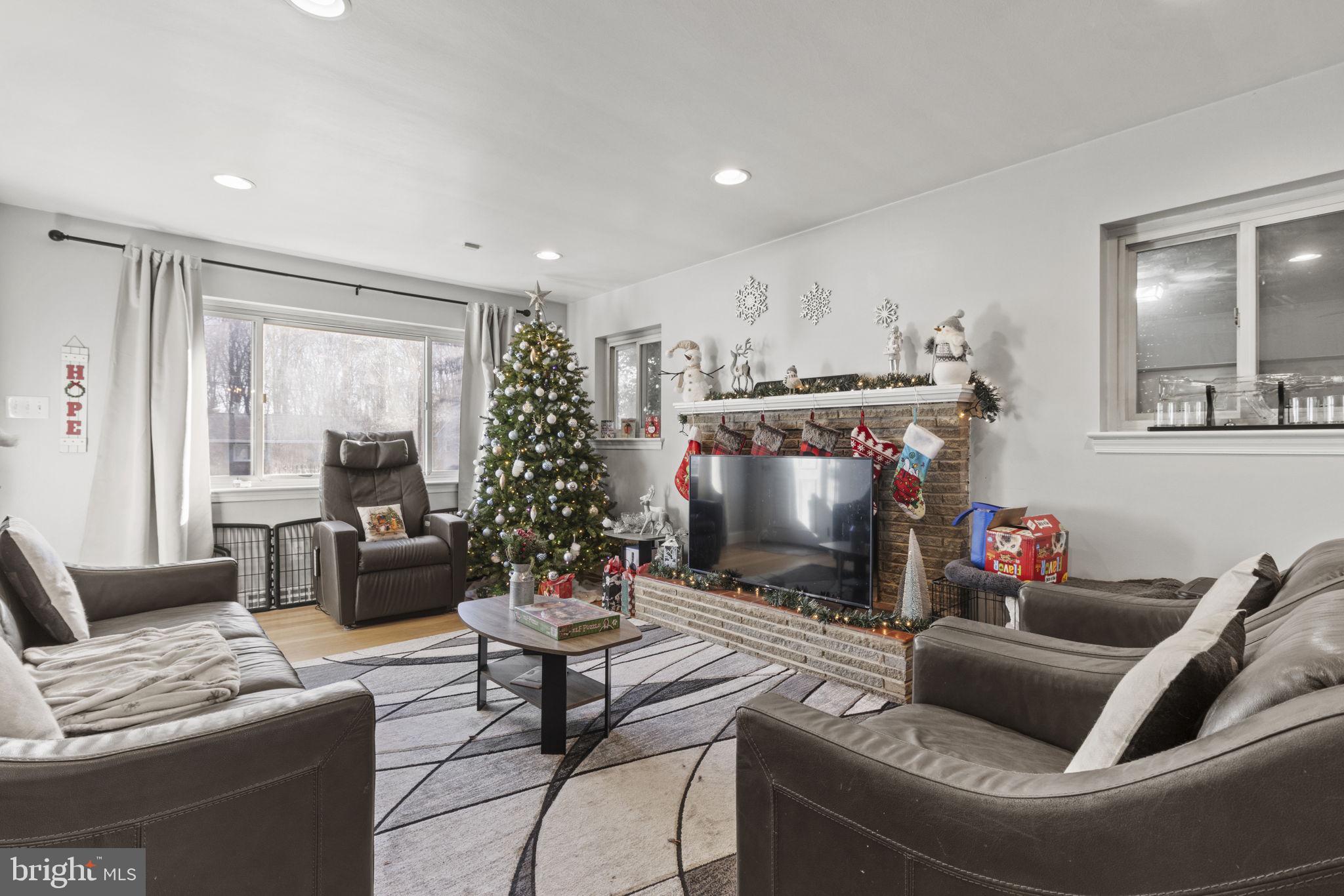 ABBOTT FOREST - Residential