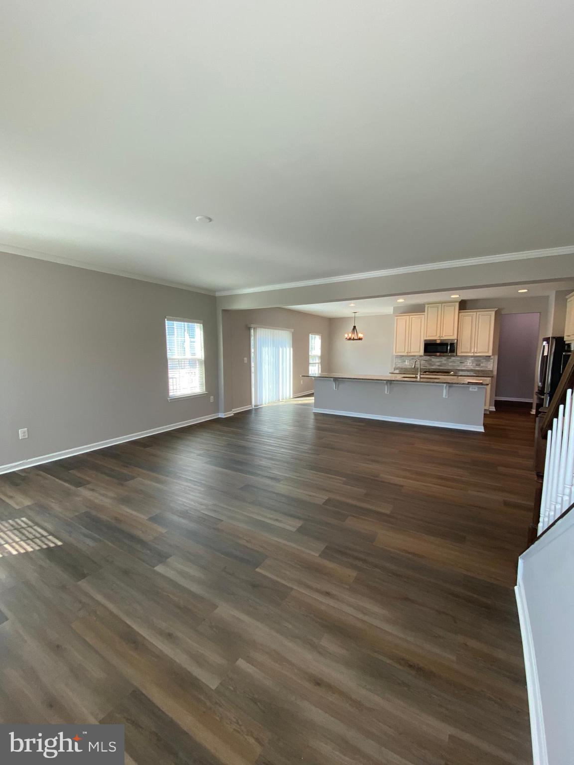 ESTATES AT LEE'S PARKE - Residential Lease