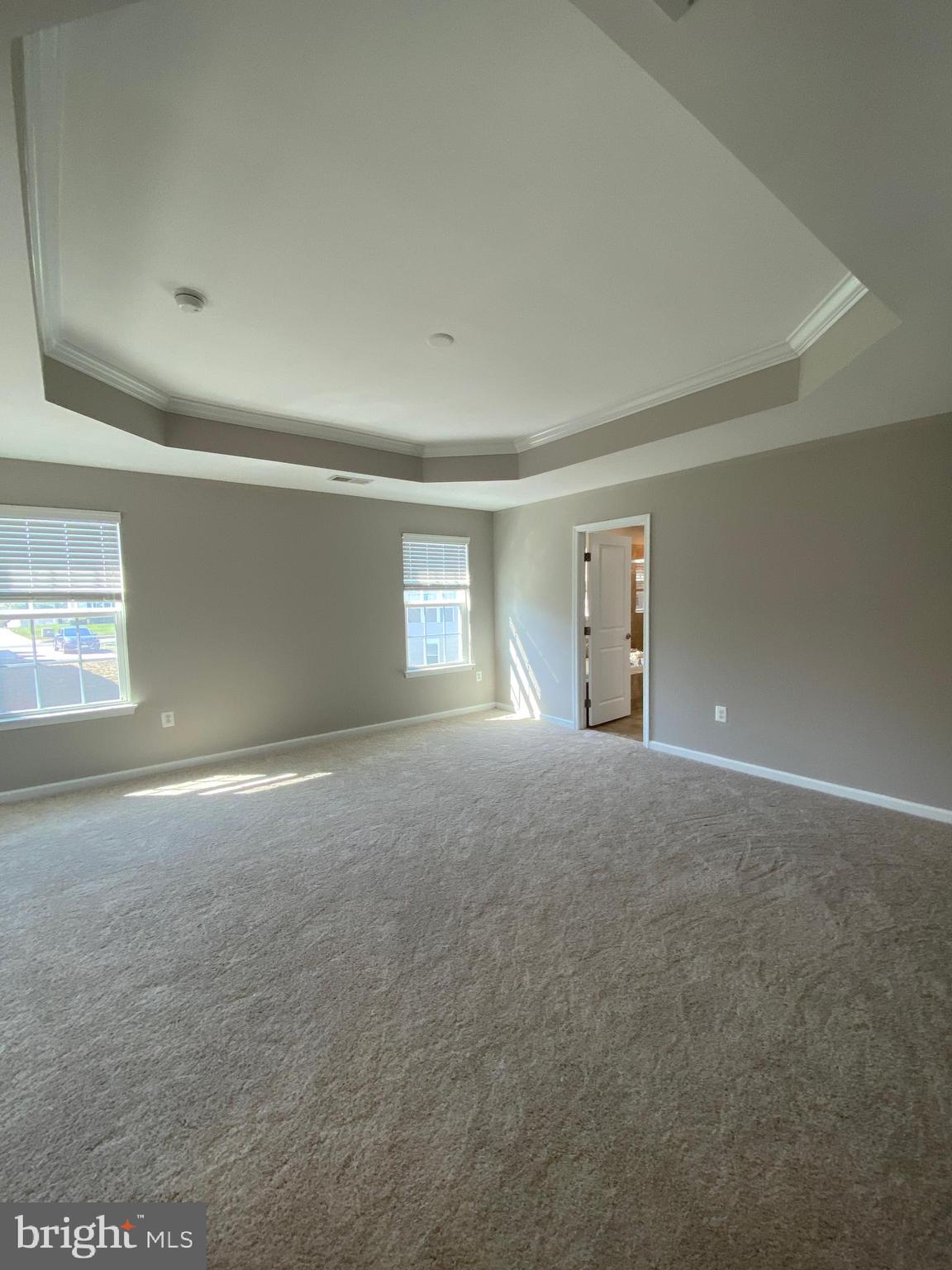 ESTATES AT LEE'S PARKE - Residential Lease