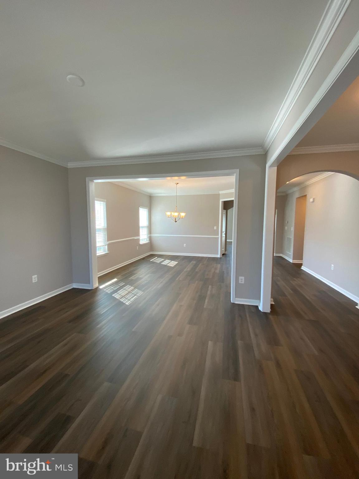 ESTATES AT LEE'S PARKE - Residential Lease