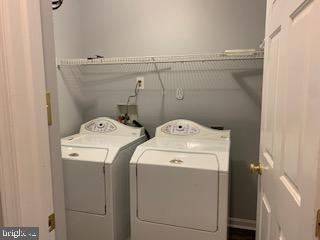 LAUREL RIDGE - Residential Lease