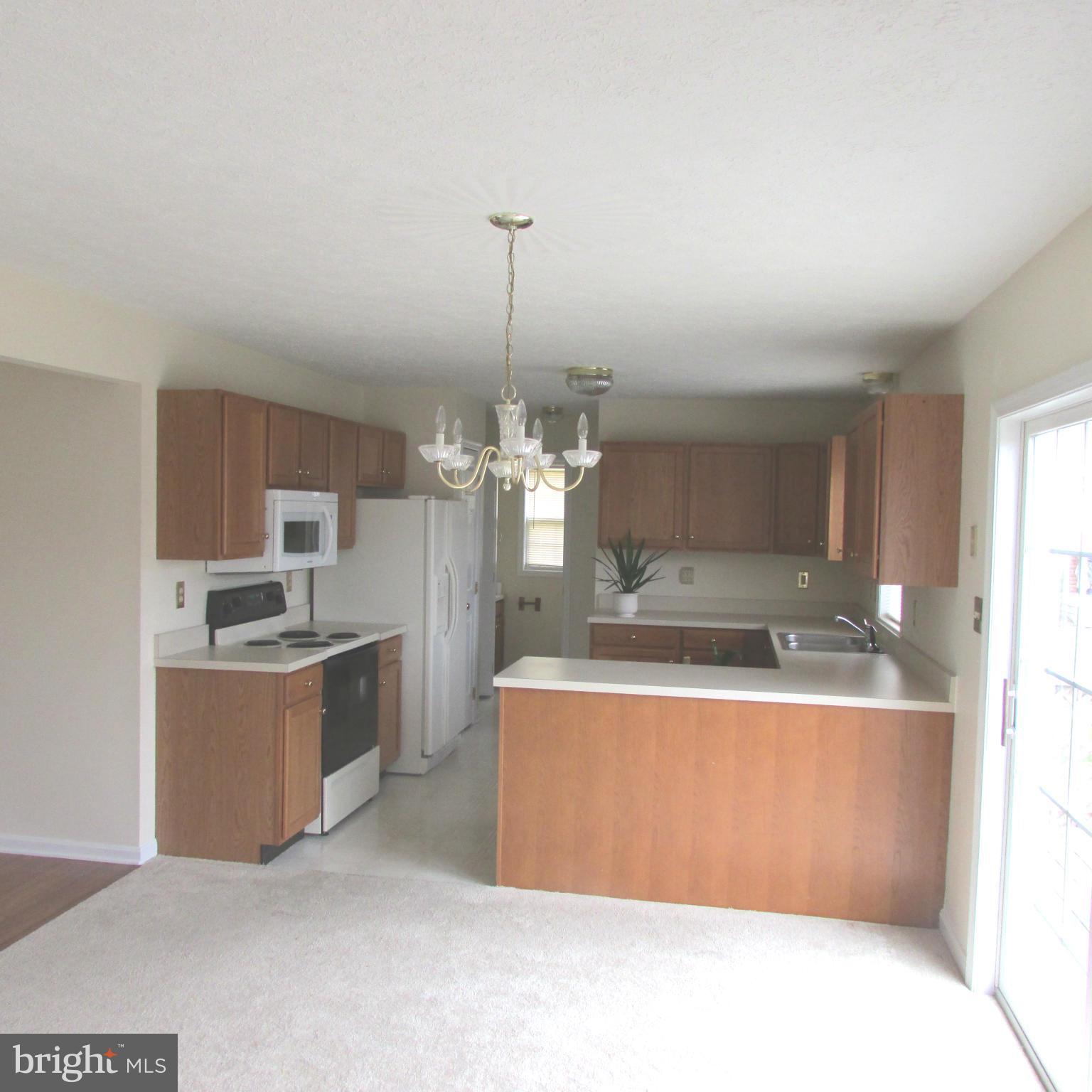 LAUREL RIDGE - Residential Lease