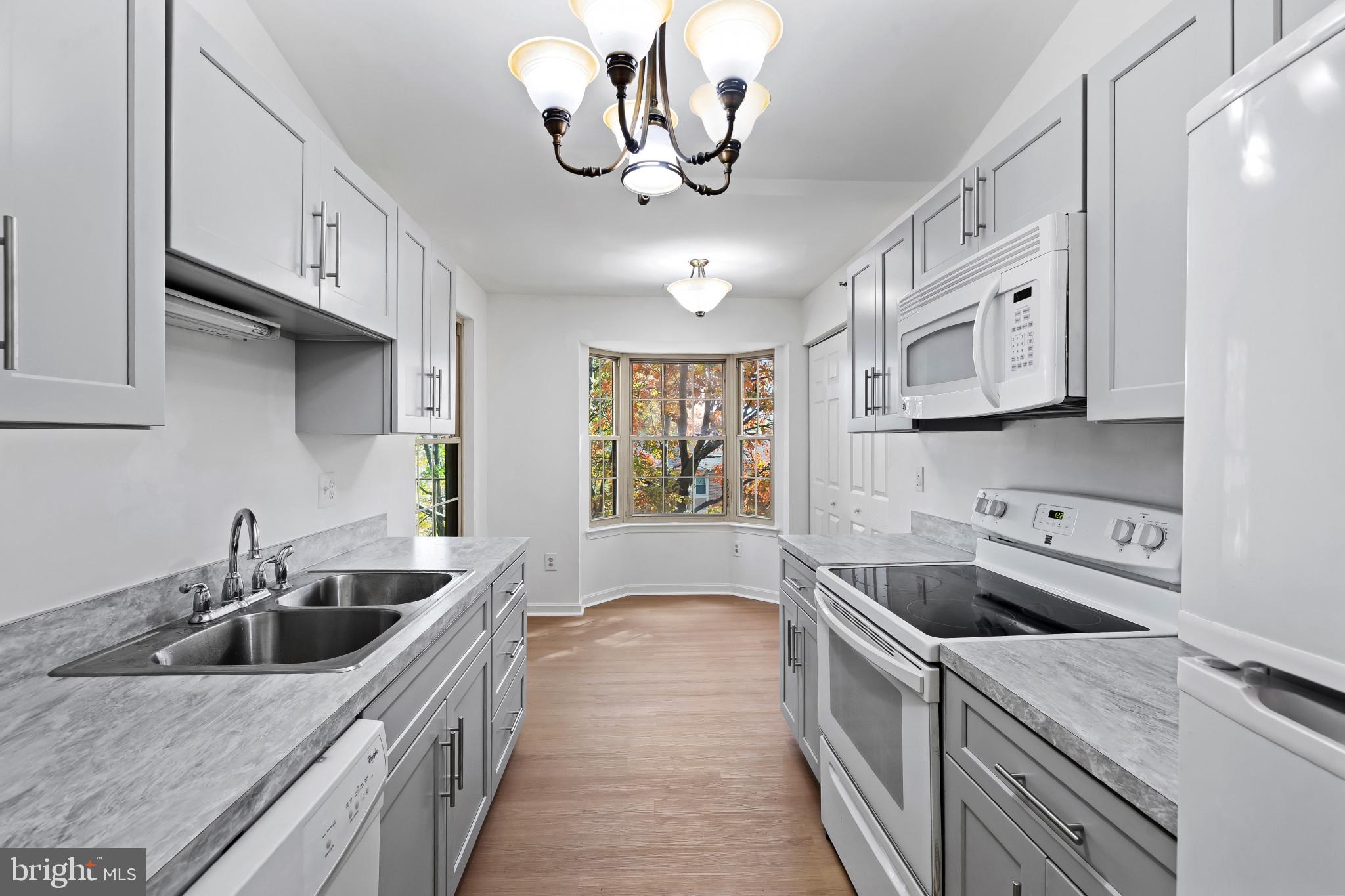 THE POINTE - Residential