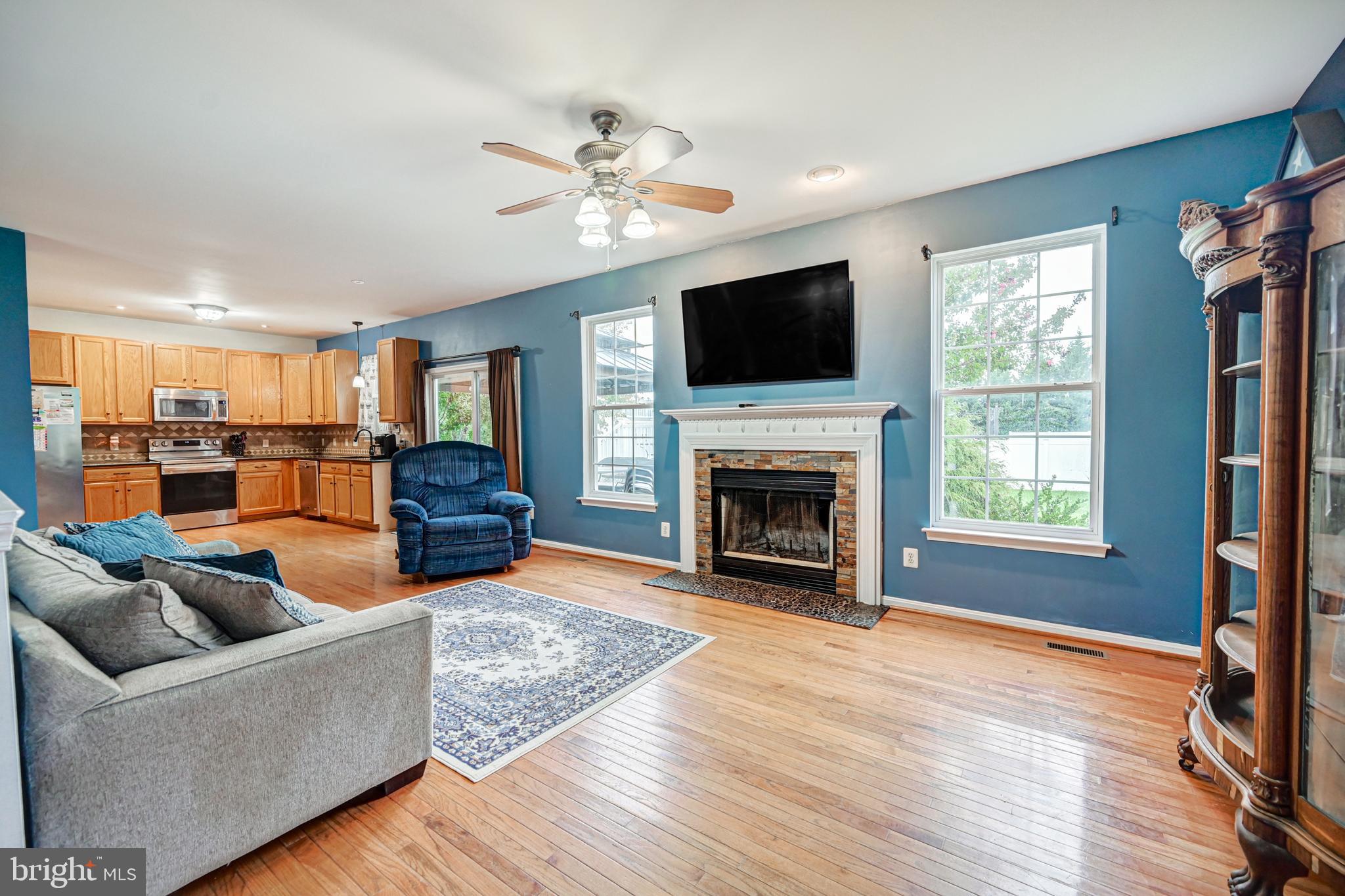 MEADOWBROOK - Residential