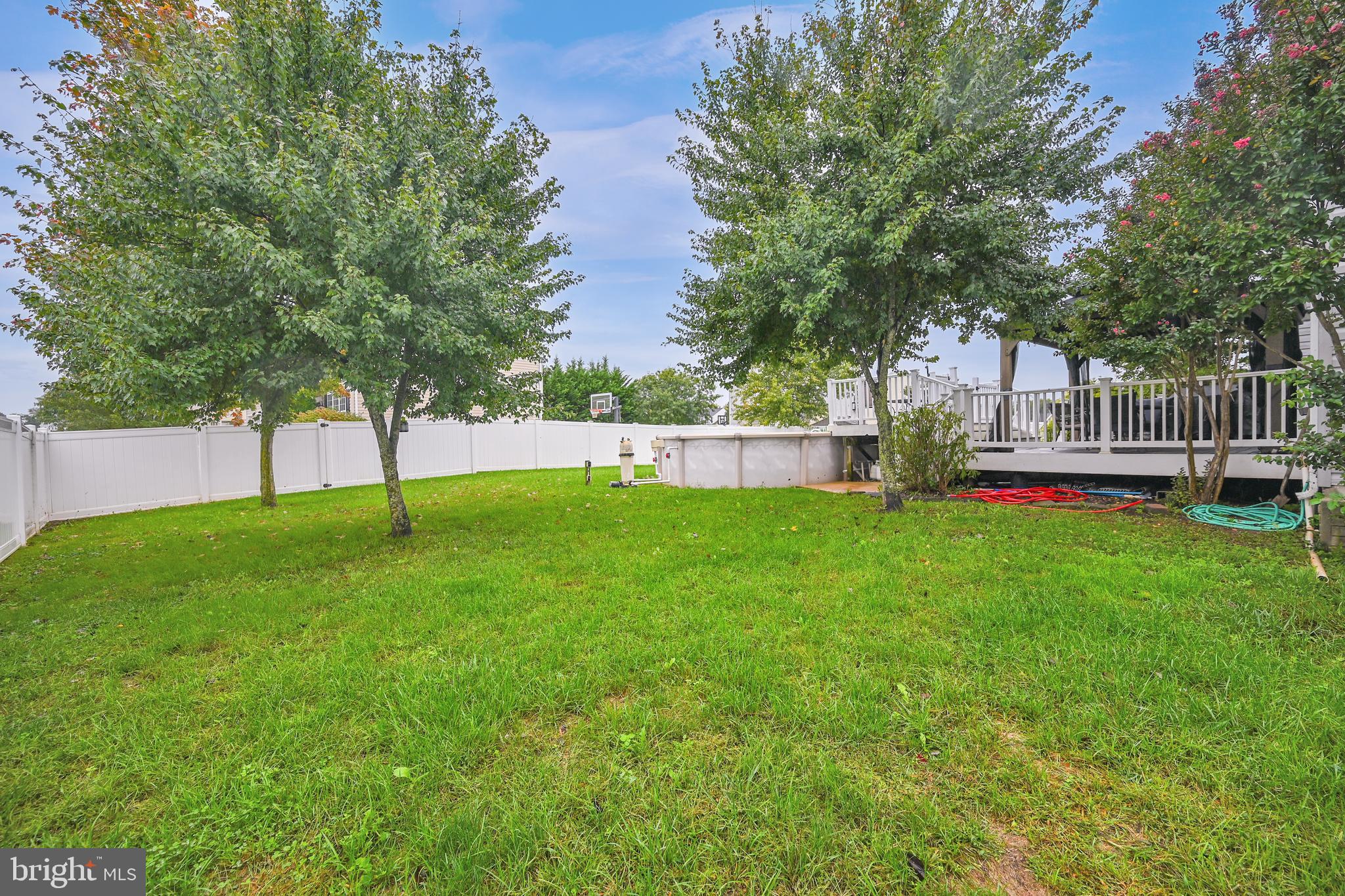 MEADOWBROOK - Residential