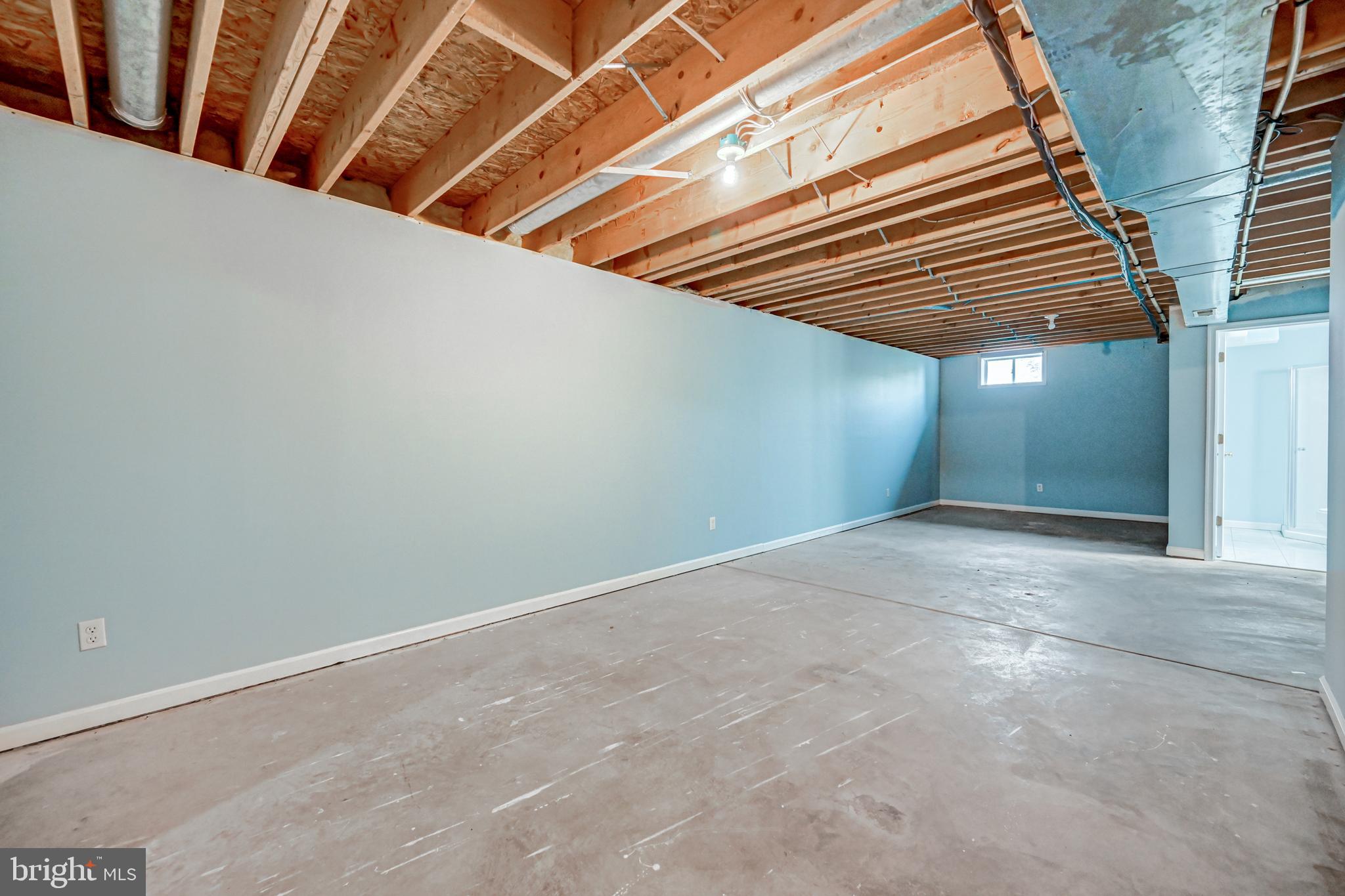 MEADOWBROOK - Residential