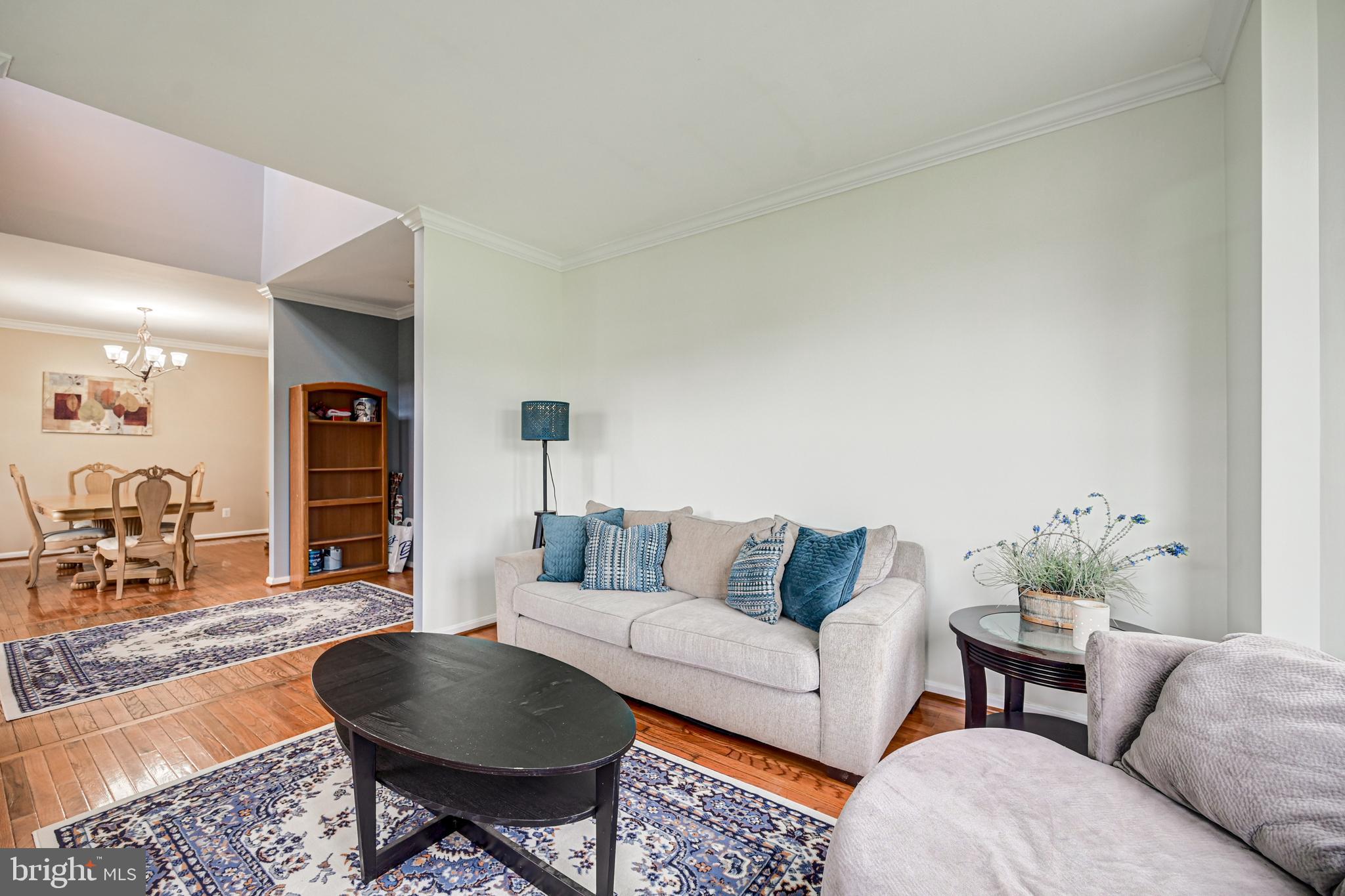 MEADOWBROOK - Residential