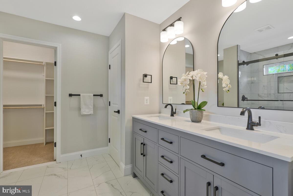 HUNGERFORD - Residential