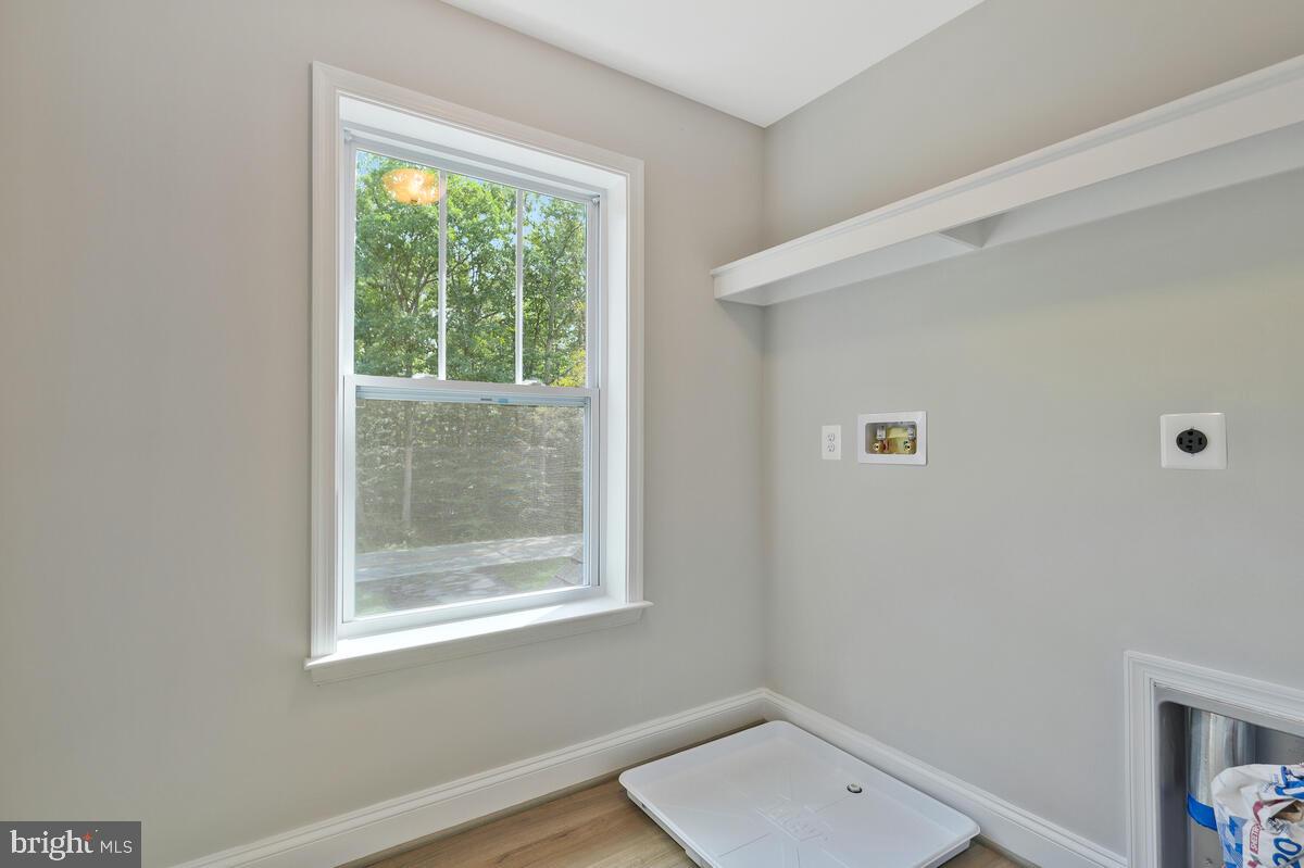 HUNGERFORD - Residential