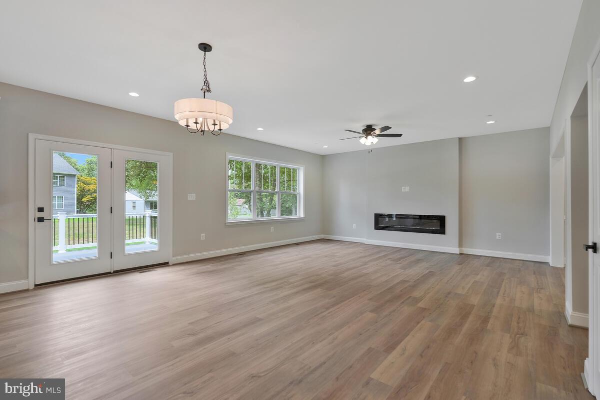 HUNGERFORD - Residential