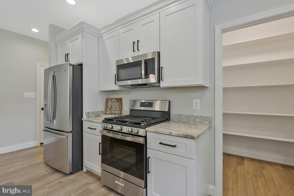 HUNGERFORD - Residential