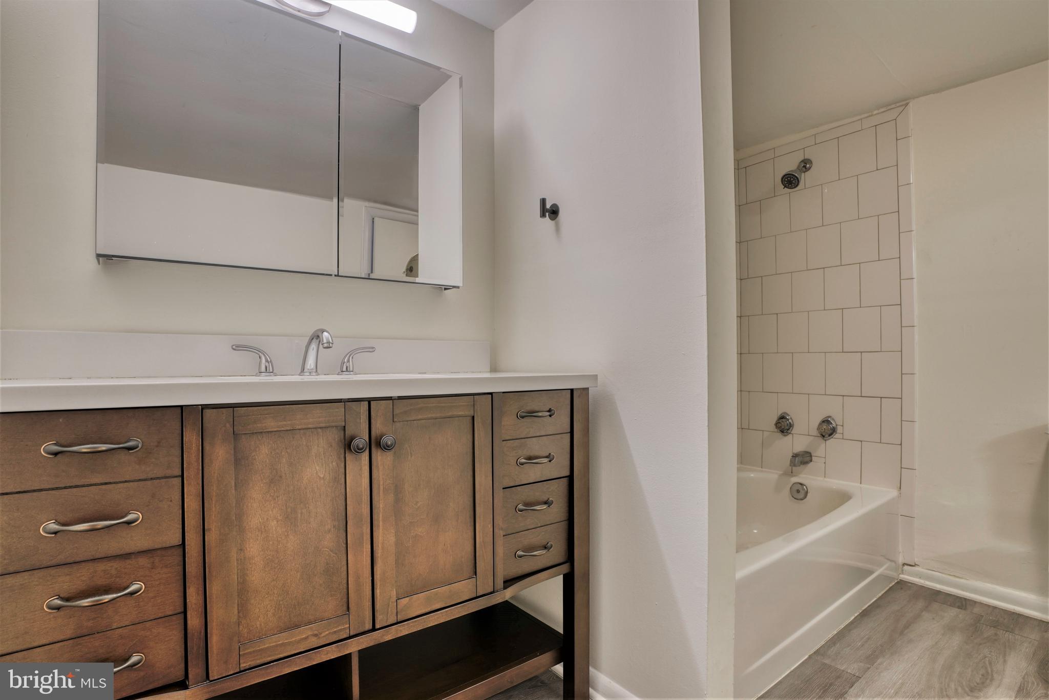 FEDERAL HILL HISTORIC DISTRICT - Residential Lease